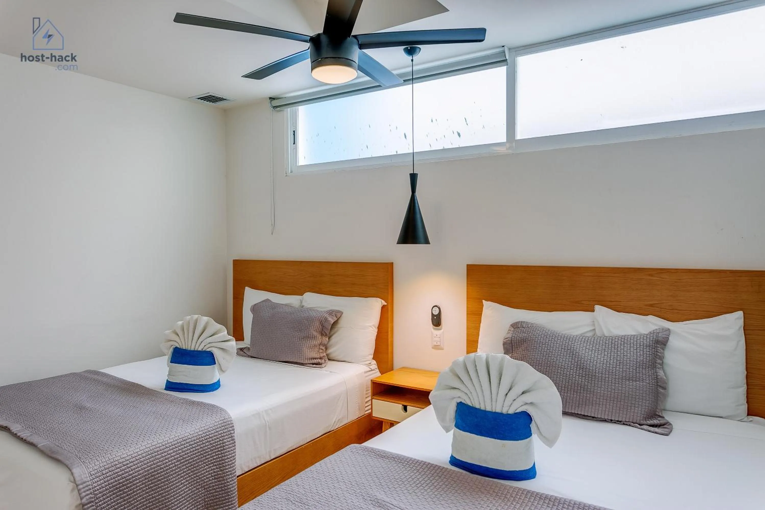 Bed in Peaceful Rooftop with Pool Close to the 5th Avenue - Danzamar 8