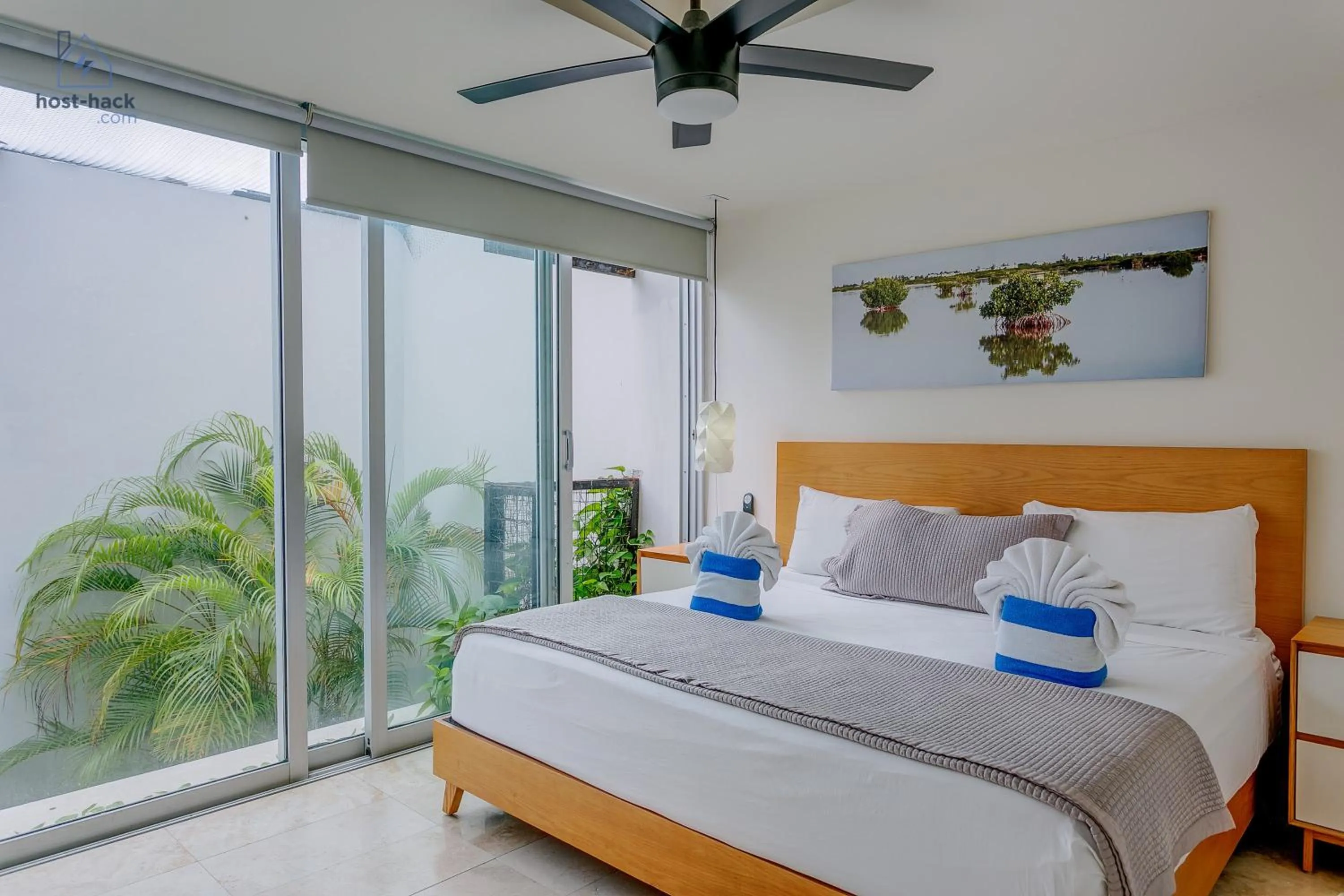 Bed in Peaceful Rooftop with Pool Close to the 5th Avenue - Danzamar 8