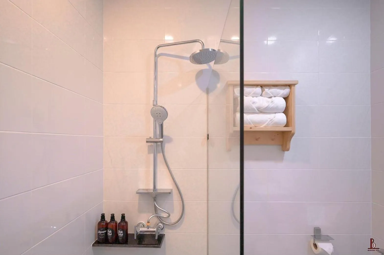 Shower in BananaHill