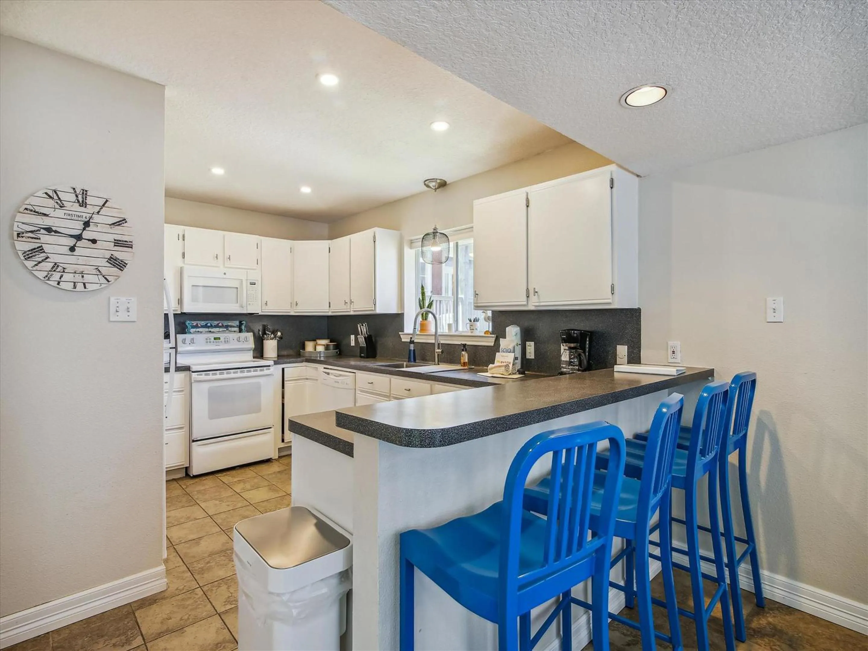 Property building in La Dolce Vita Playa San Luis