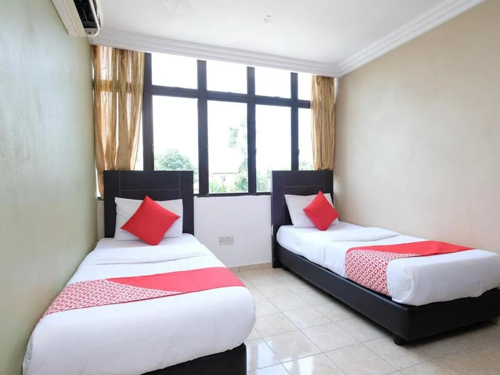 Bedroom, Bed in MRJ Hotel Wakaf Che Yeh 2