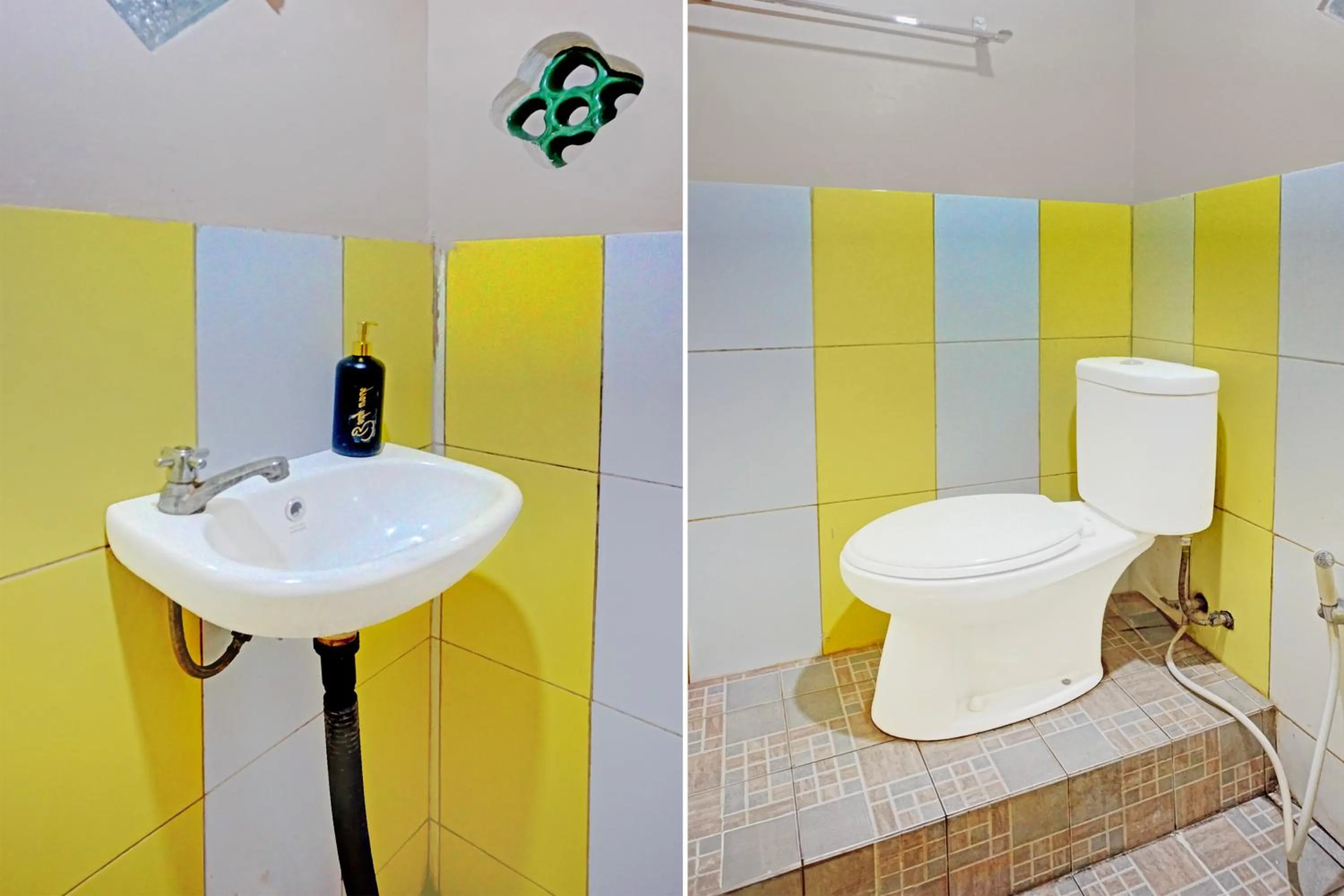 Bathroom in Collection O Darussalam Near Universitas Syiah Kuala Formerly Meurah Mulia