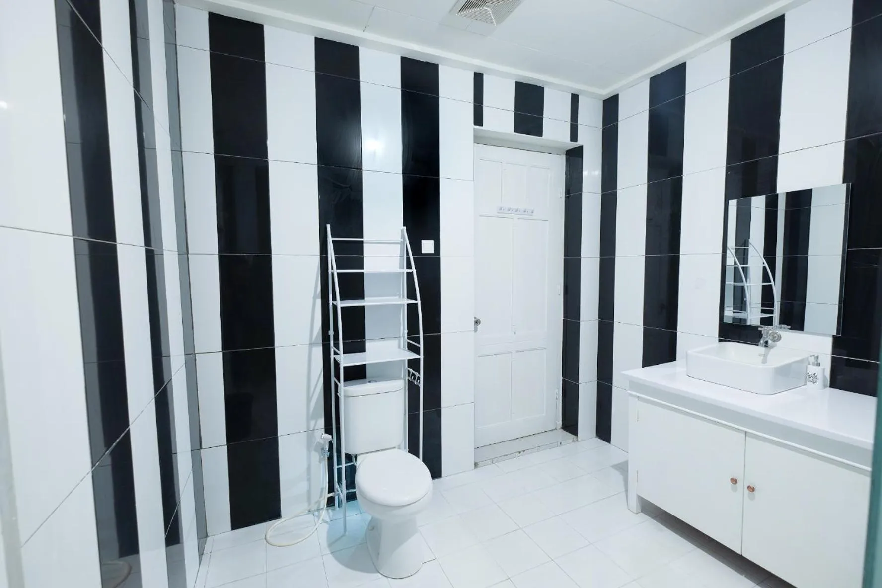 Shower in Snooze Malang