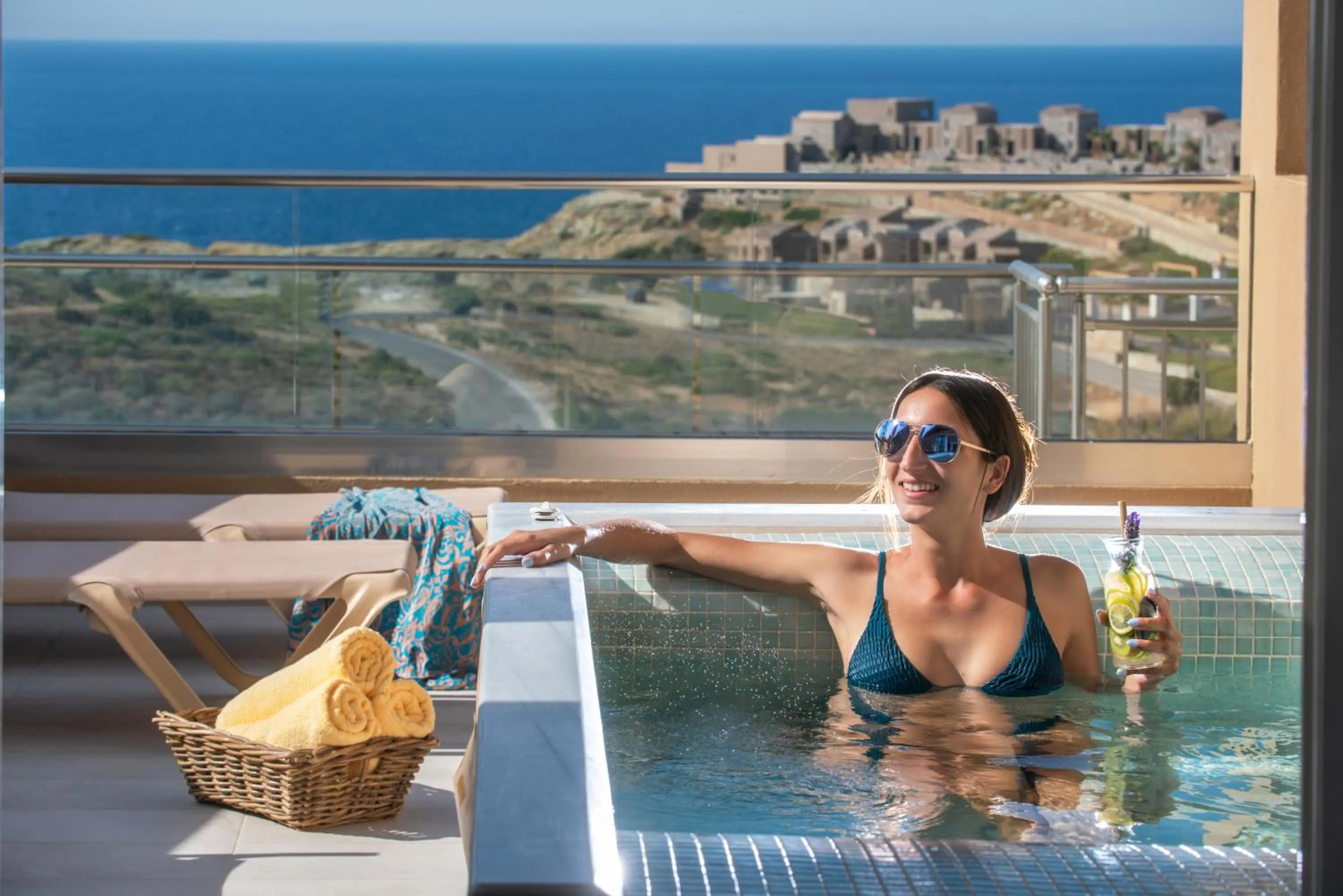 Hot Tub in Blue Bay Resort Hotel