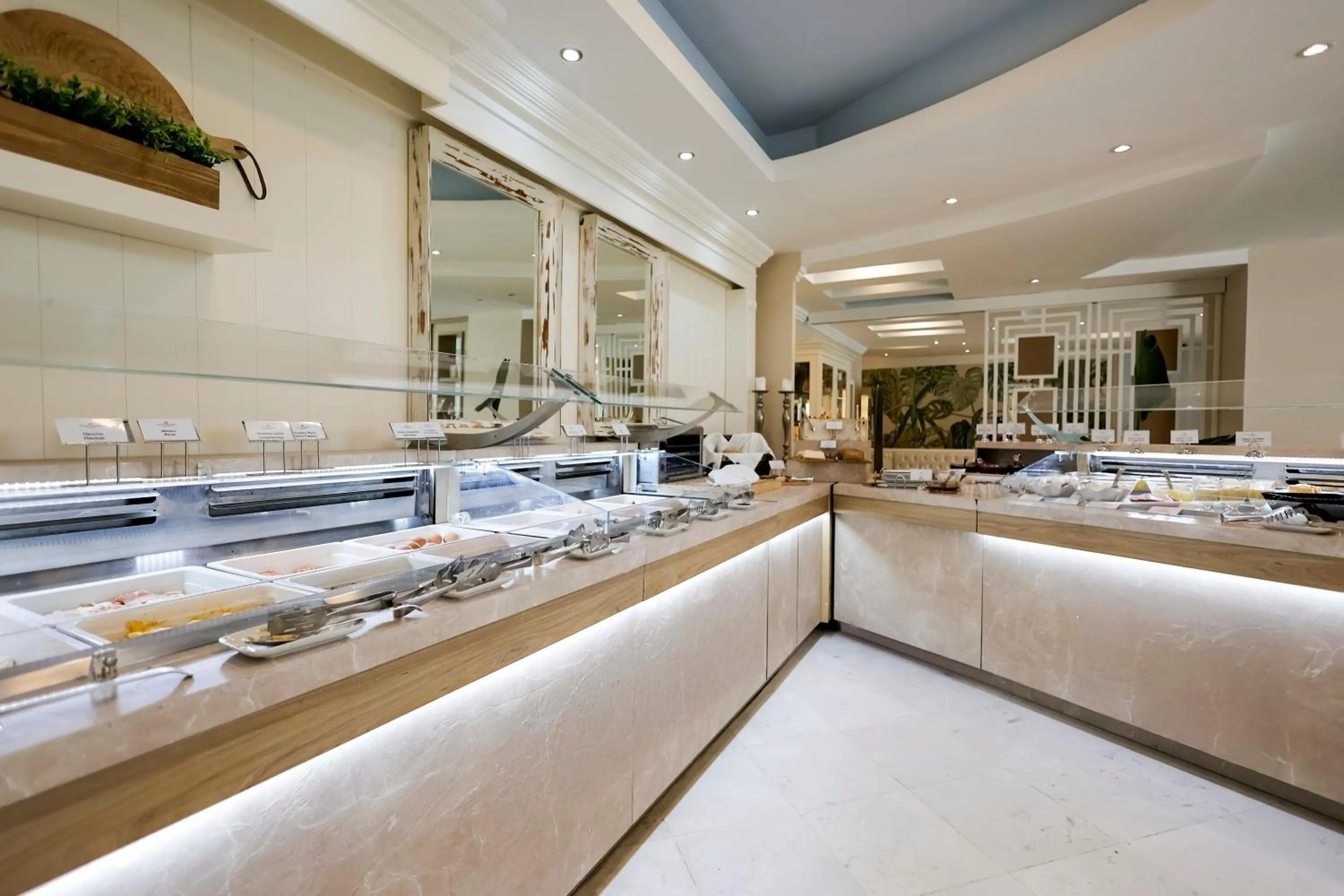 Buffet breakfast in Secret Paradise Hotel & Spa