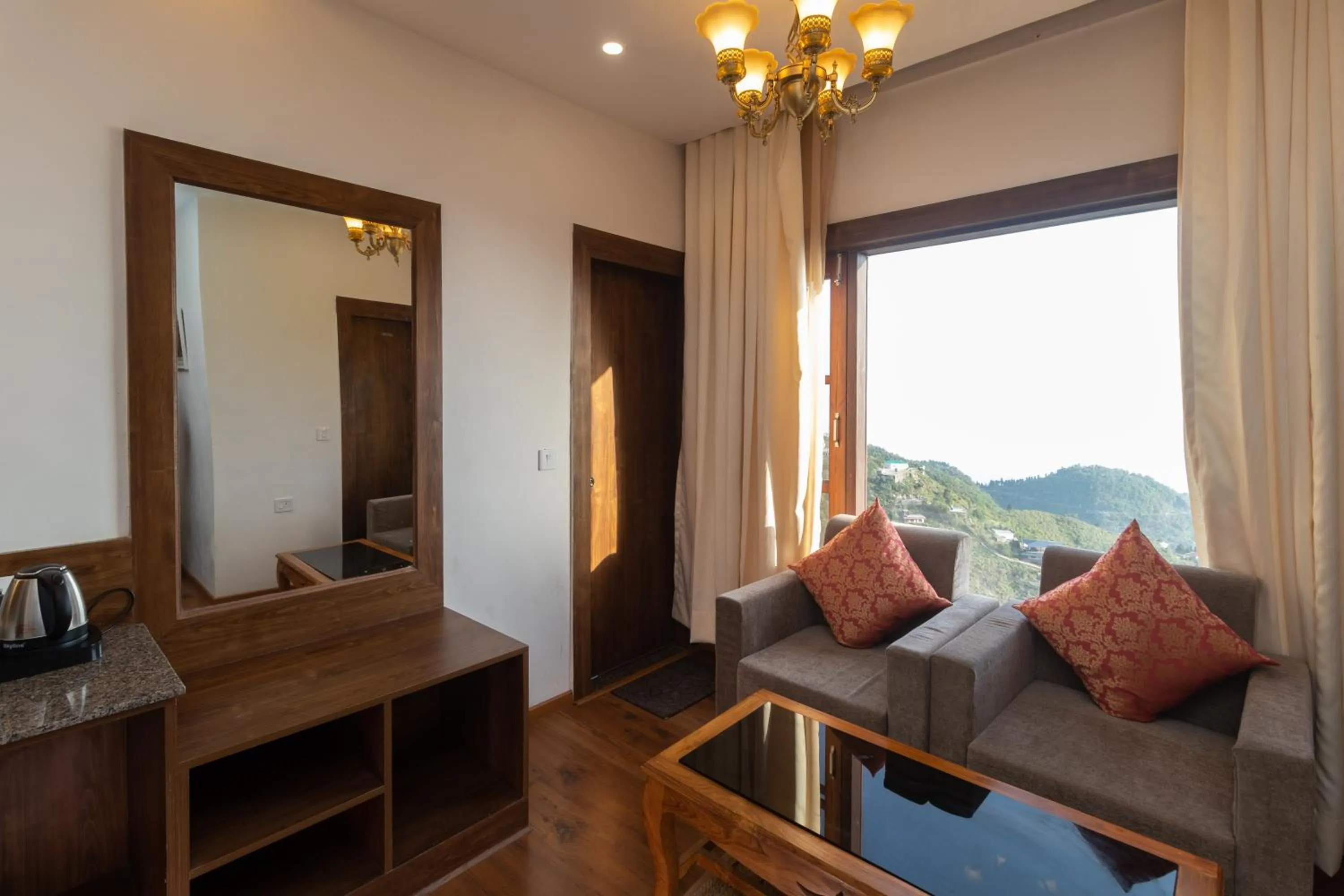 Seating area in Hotel Spring Wood