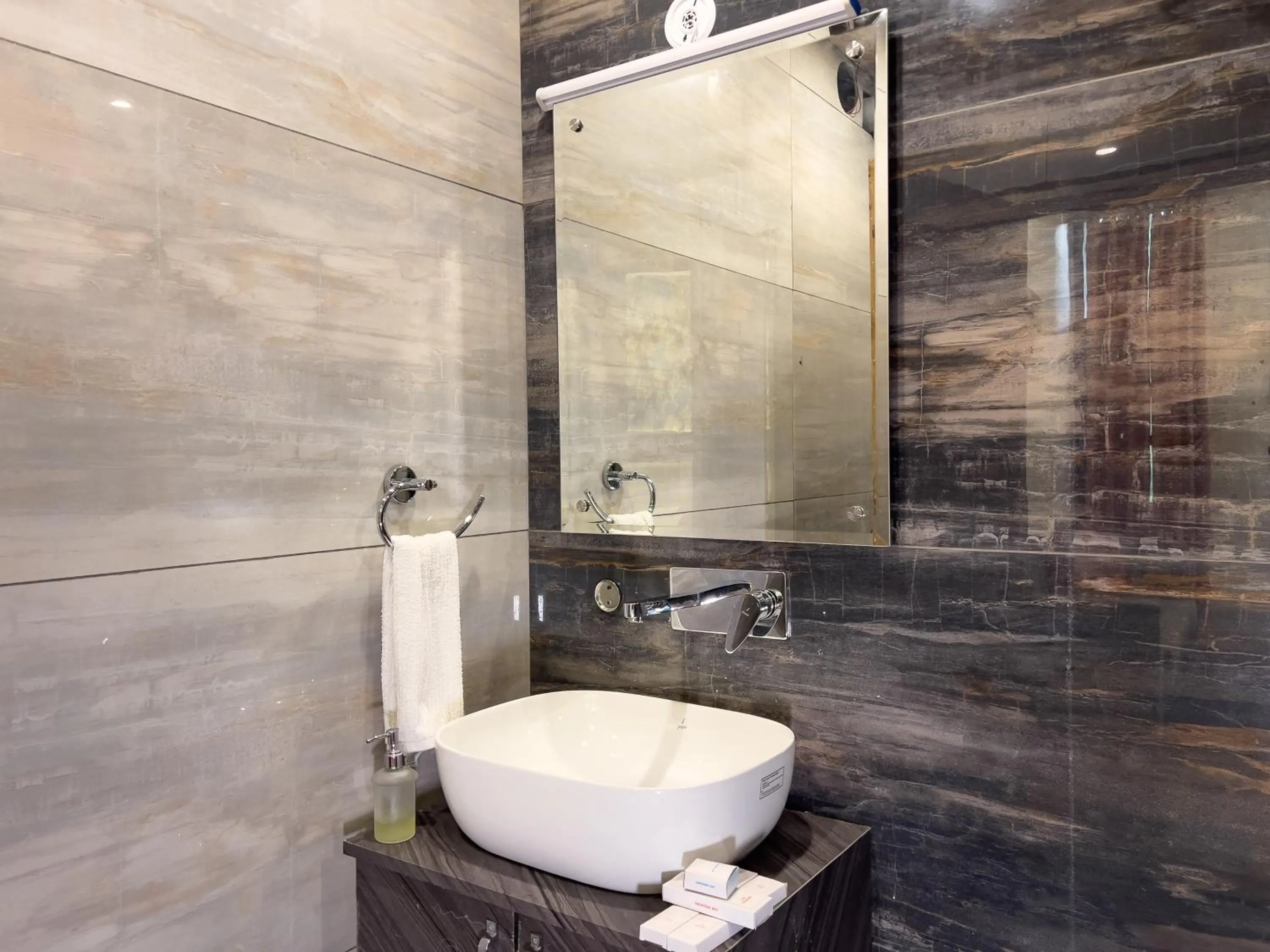 Bathroom in Hotel Spring Wood