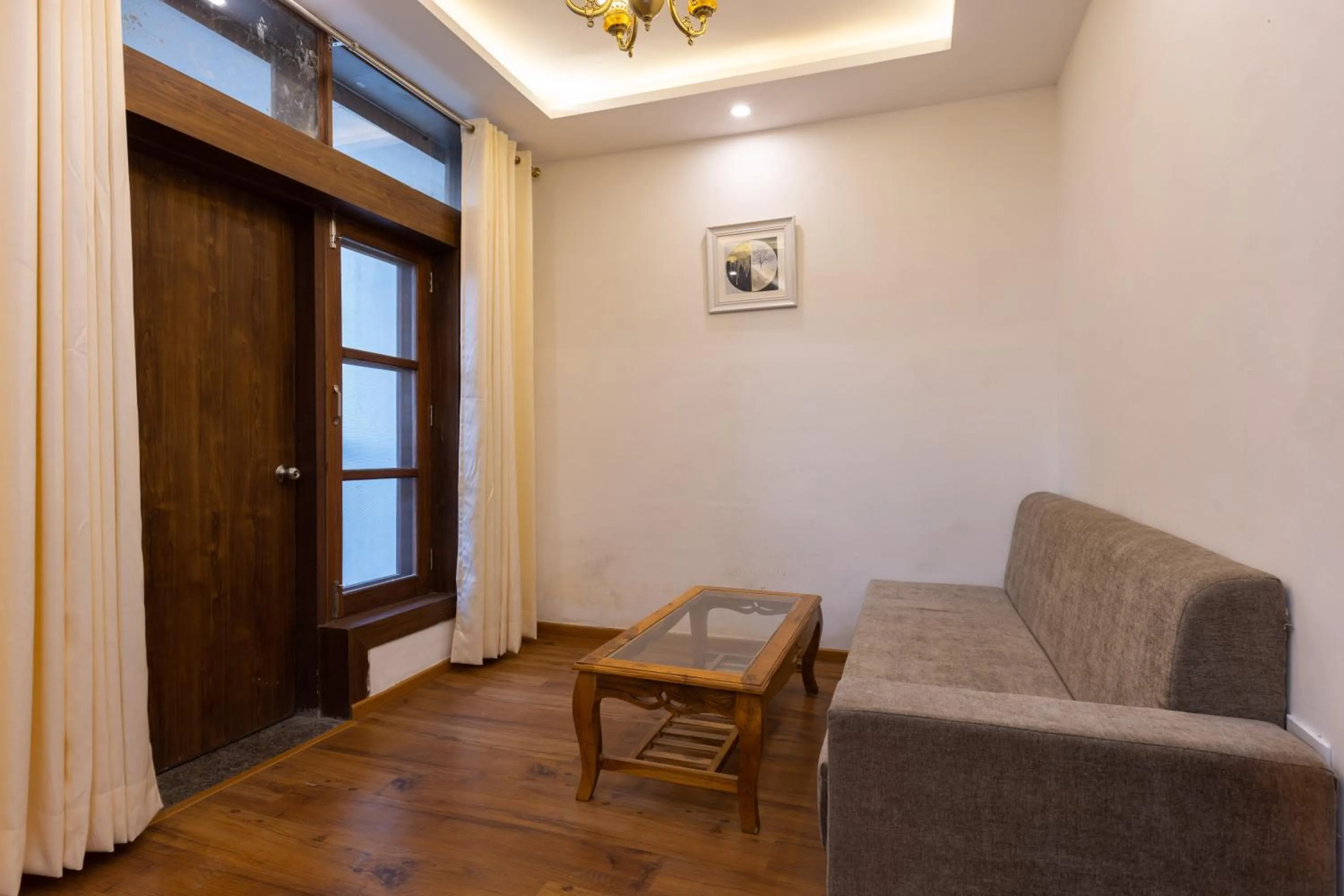 Seating area in Hotel Spring Wood