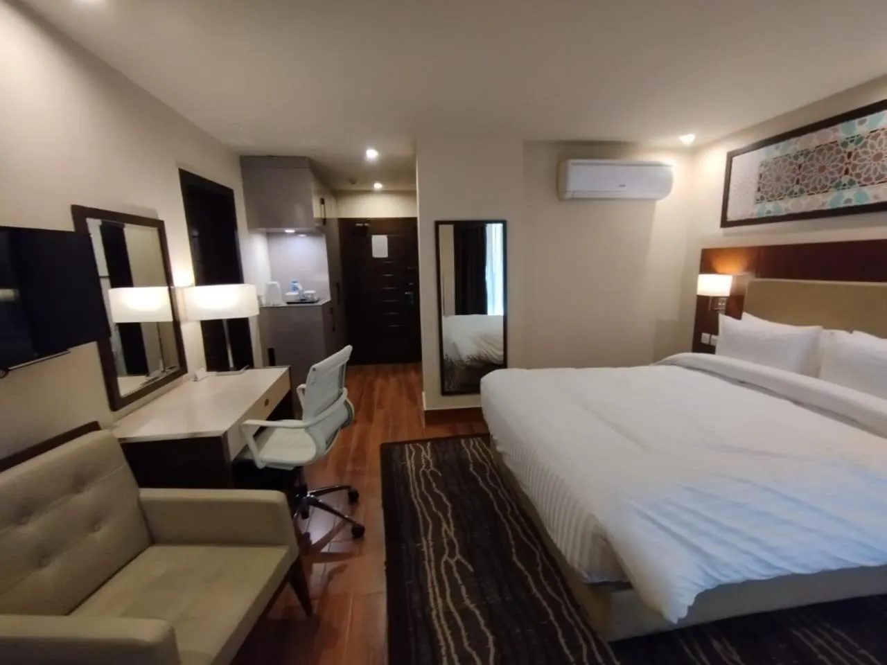 Bed in Avari Xpress Gilgit