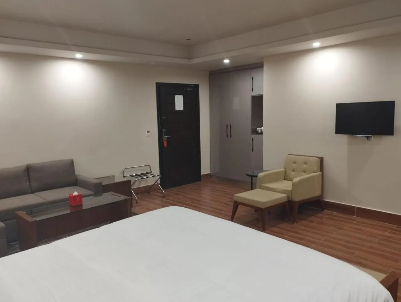 Bed in Avari Xpress Gilgit