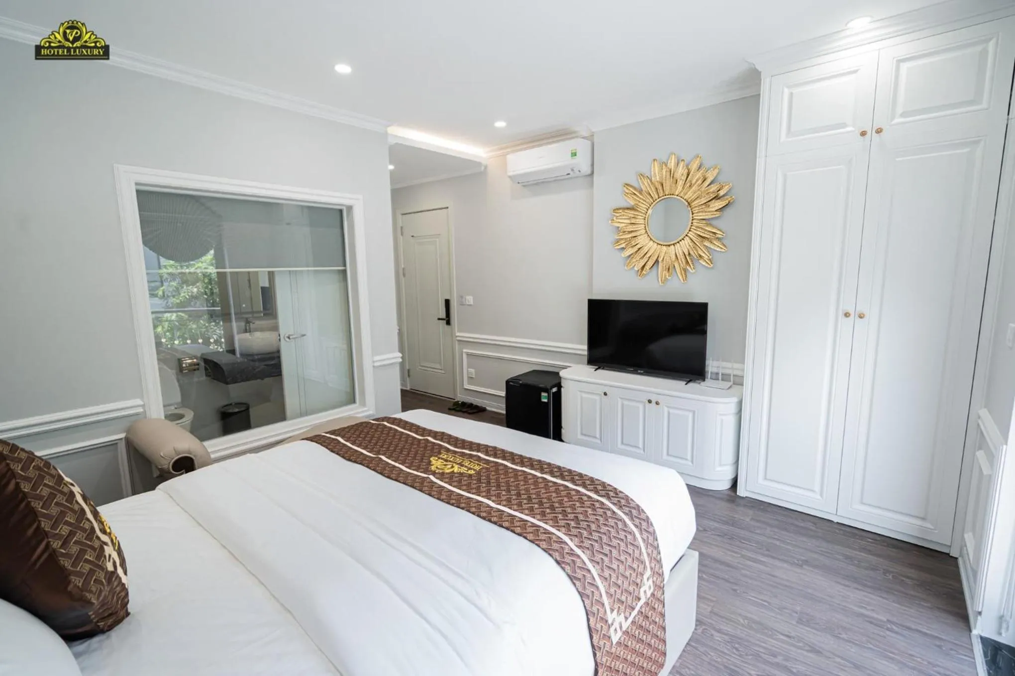 Bed in VP Hotel Luxury