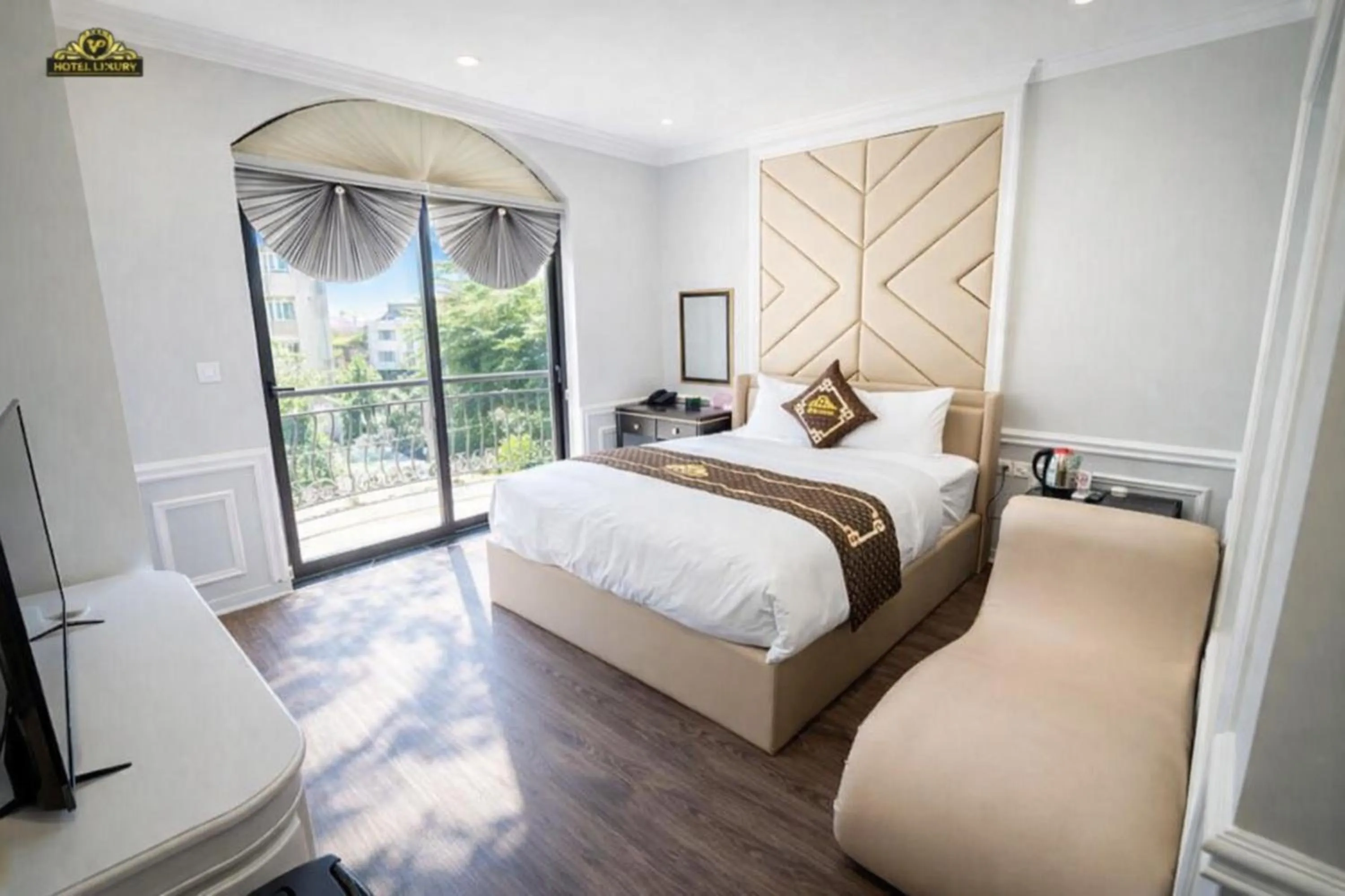 Bed in VP Hotel Luxury