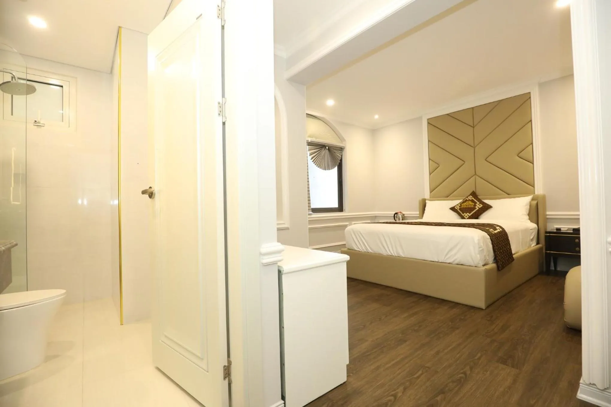 Bed in VP Hotel Luxury