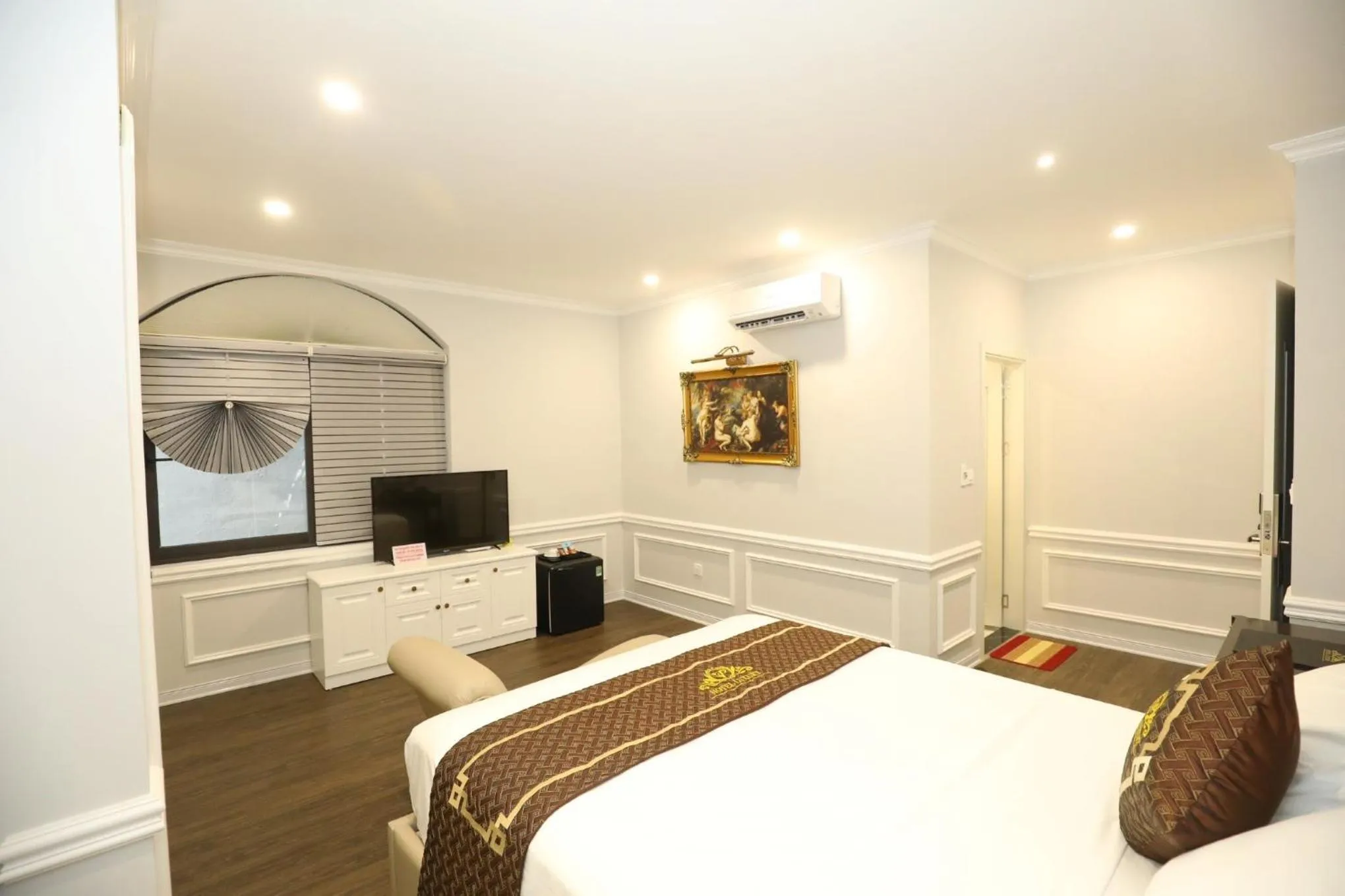 Bed in VP Hotel Luxury