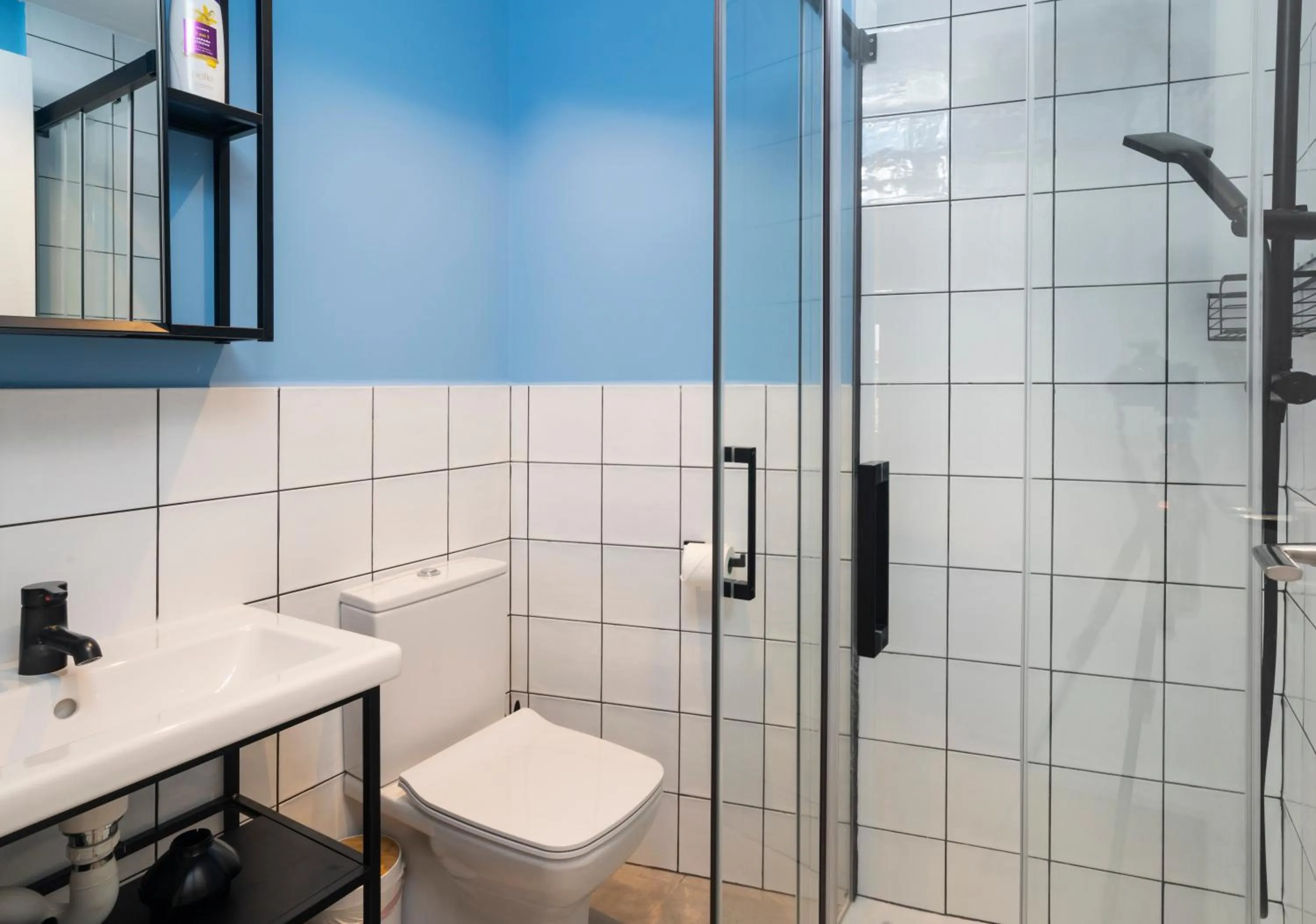 Bathroom in Caliu Apartments Barcelona - Camp Nou