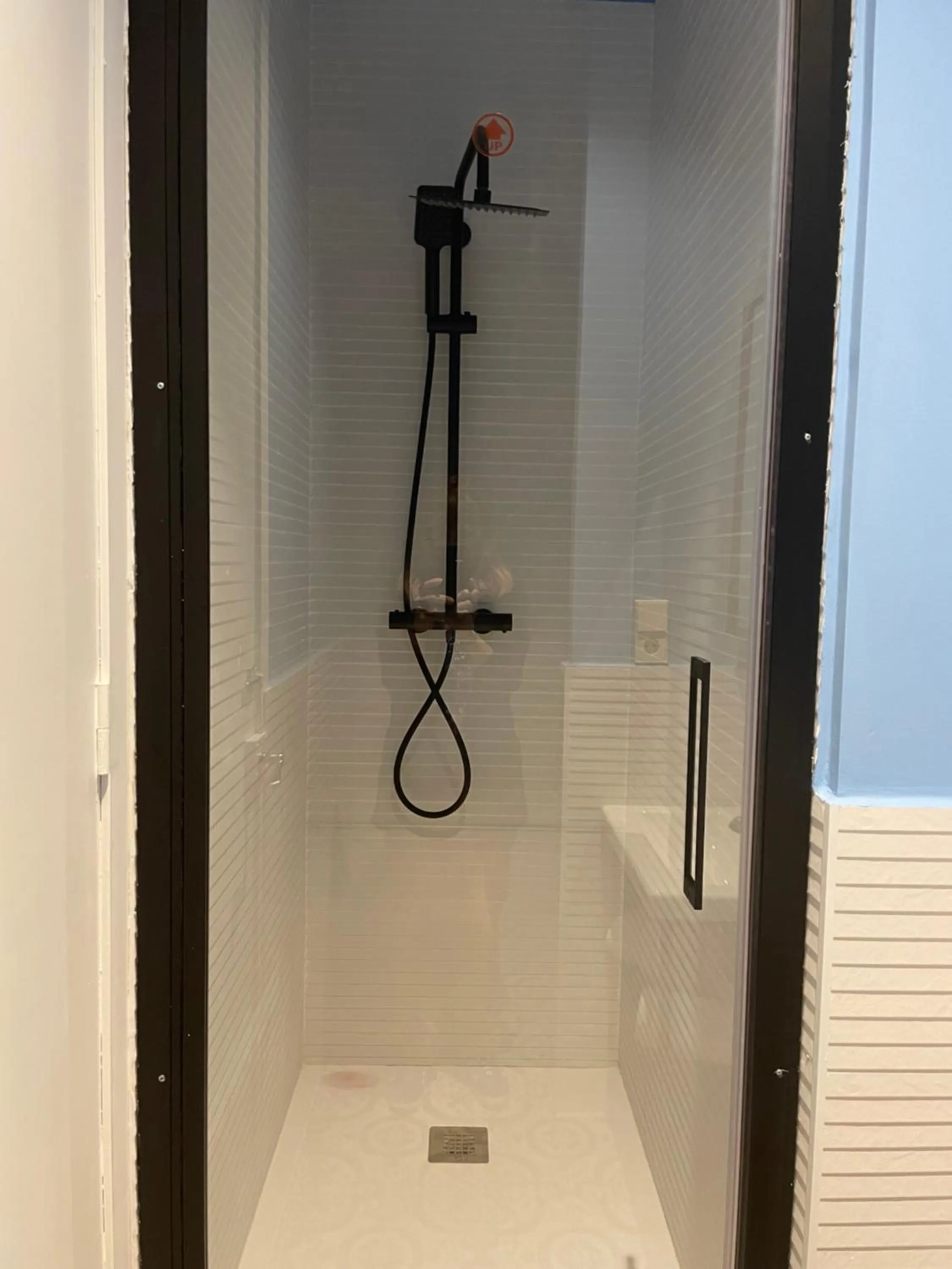 Shower in Caliu Apartments Barcelona - Camp Nou