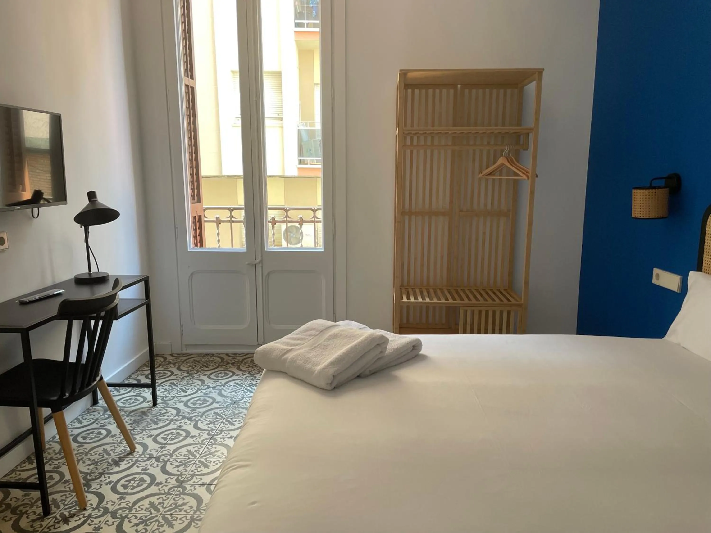 Bedroom, Bed in Caliu Apartments Barcelona - Camp Nou