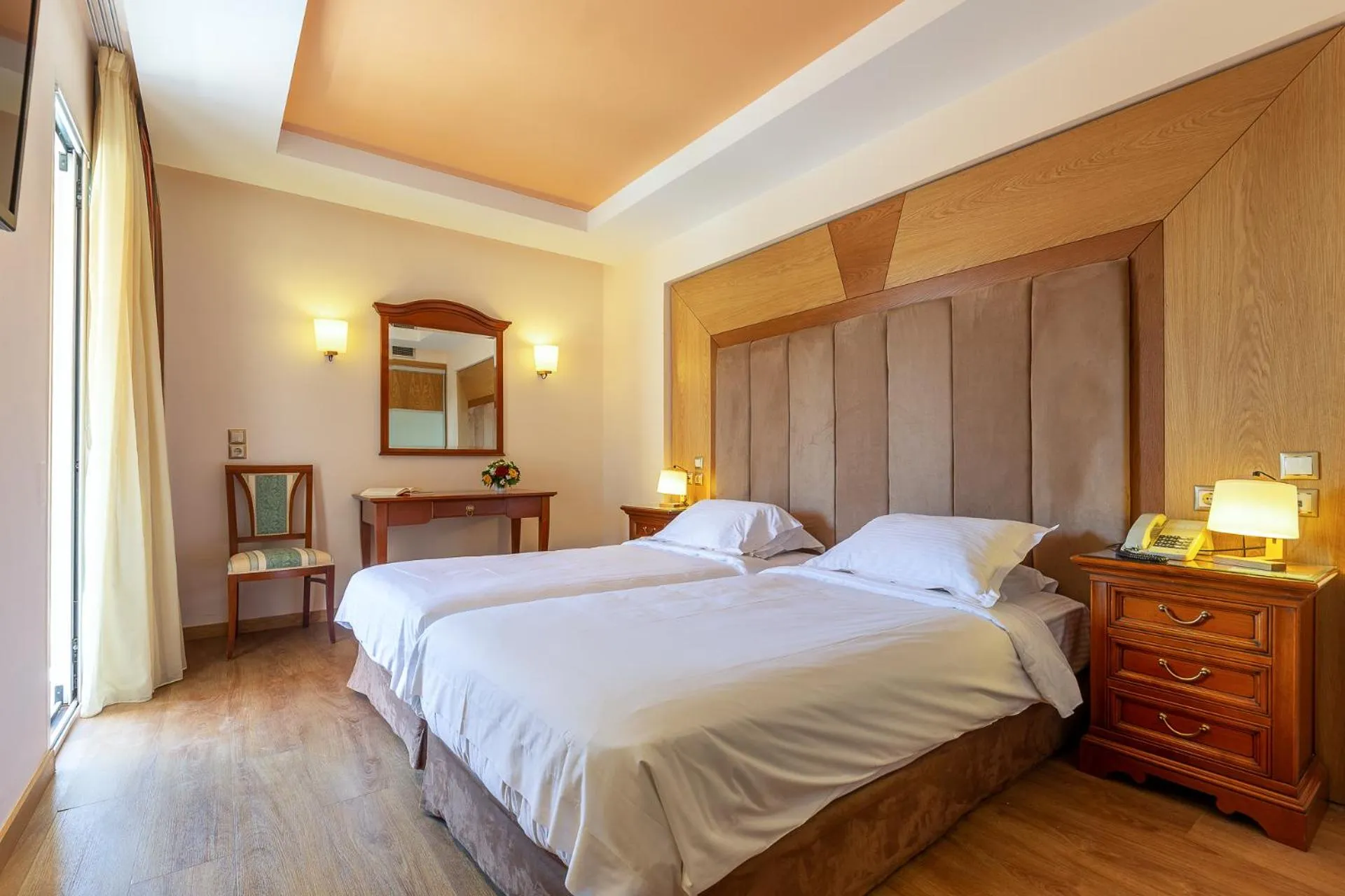 Bedroom, Bed in Oasis Hotel Apartments