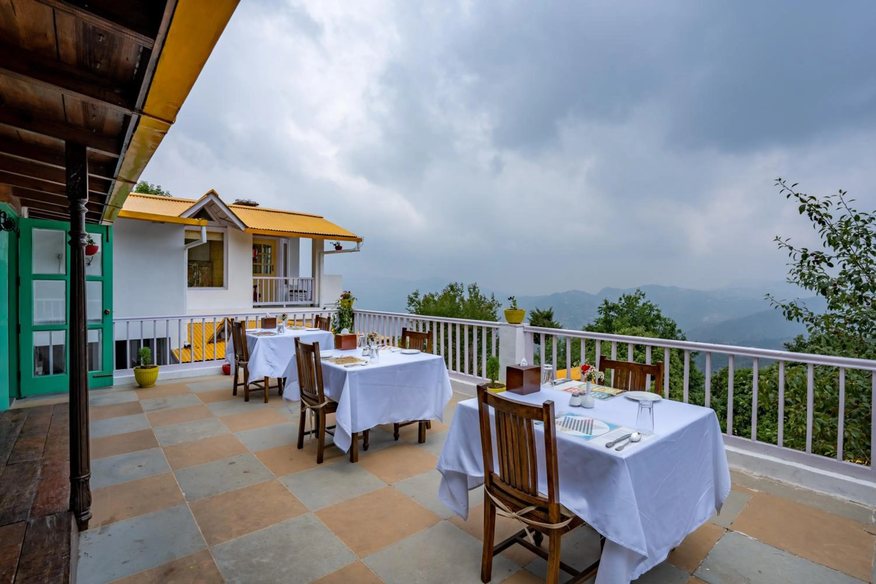 Restaurant/places to eat in Te Aroha By Shervani