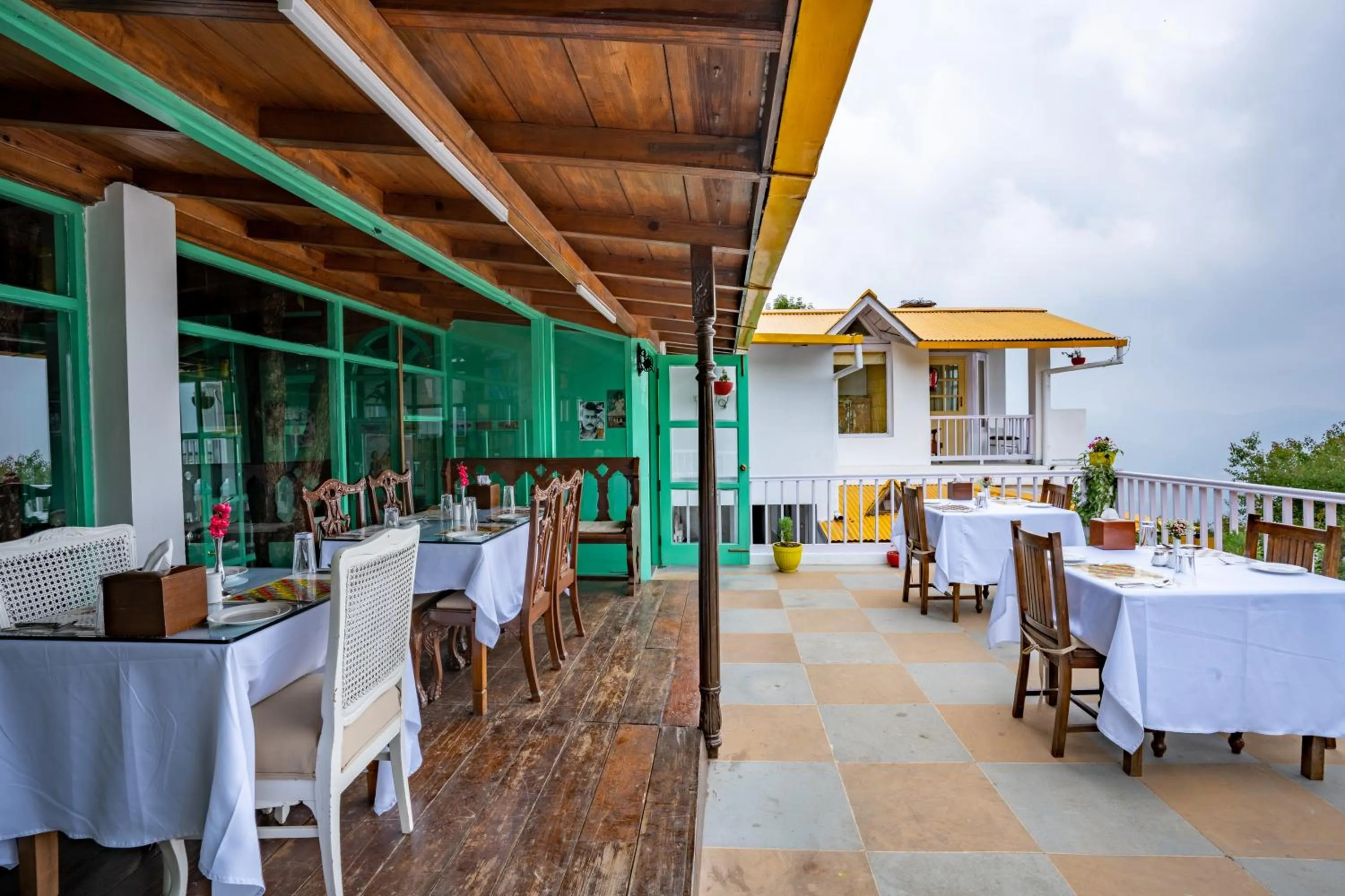 Restaurant/places to eat in Te Aroha By Shervani