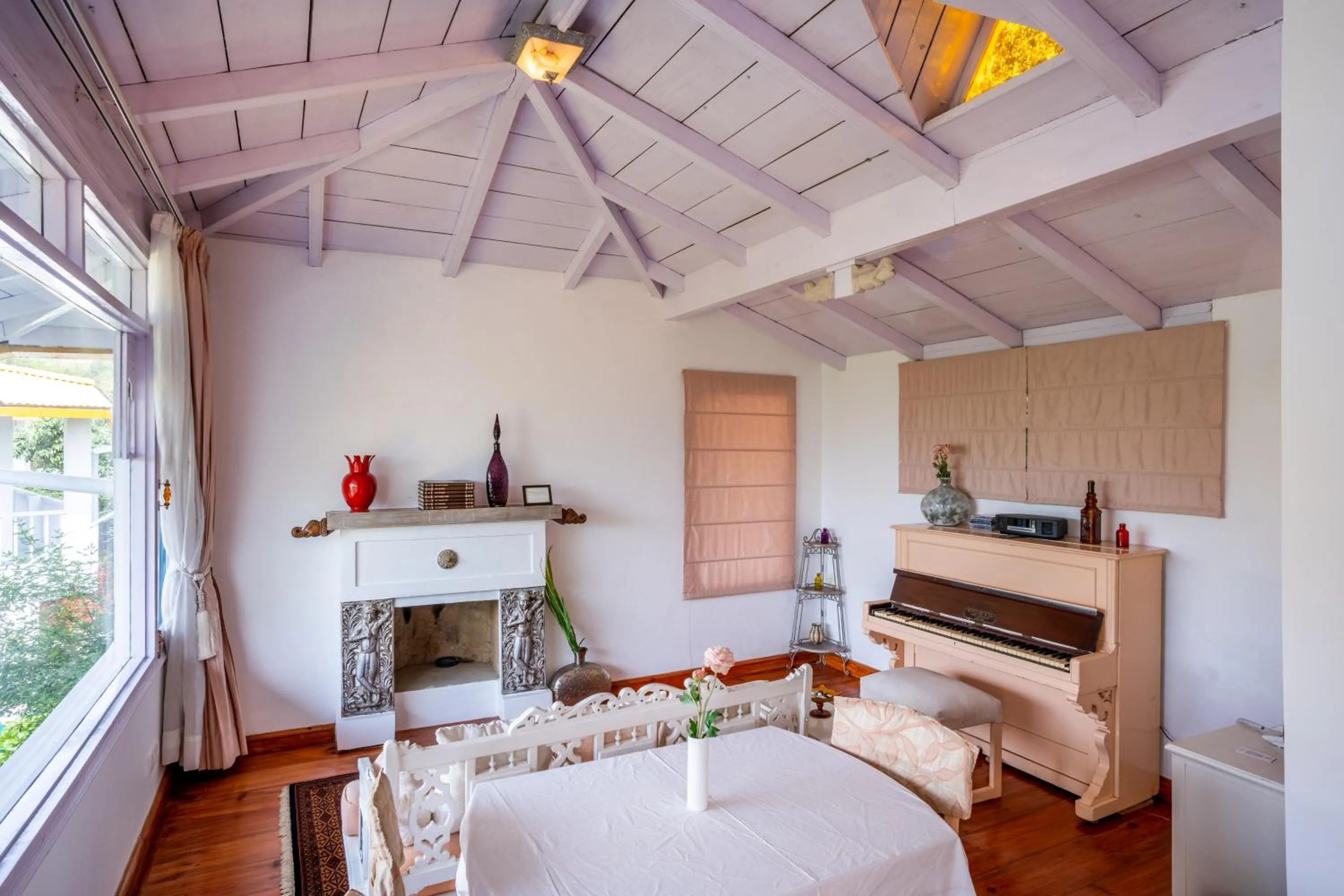 Seating area in Te Aroha By Shervani