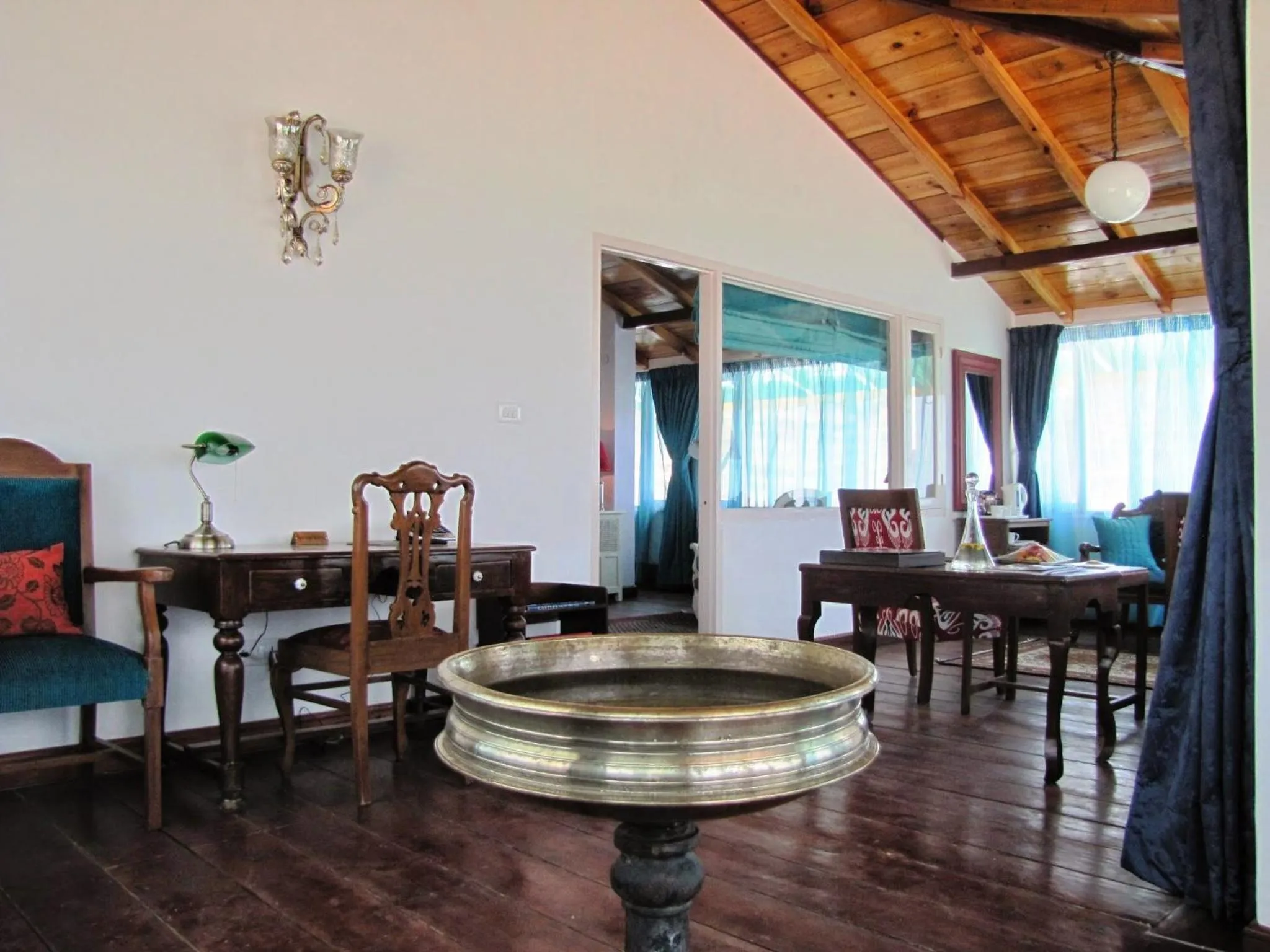 Seating area in Te Aroha By Shervani