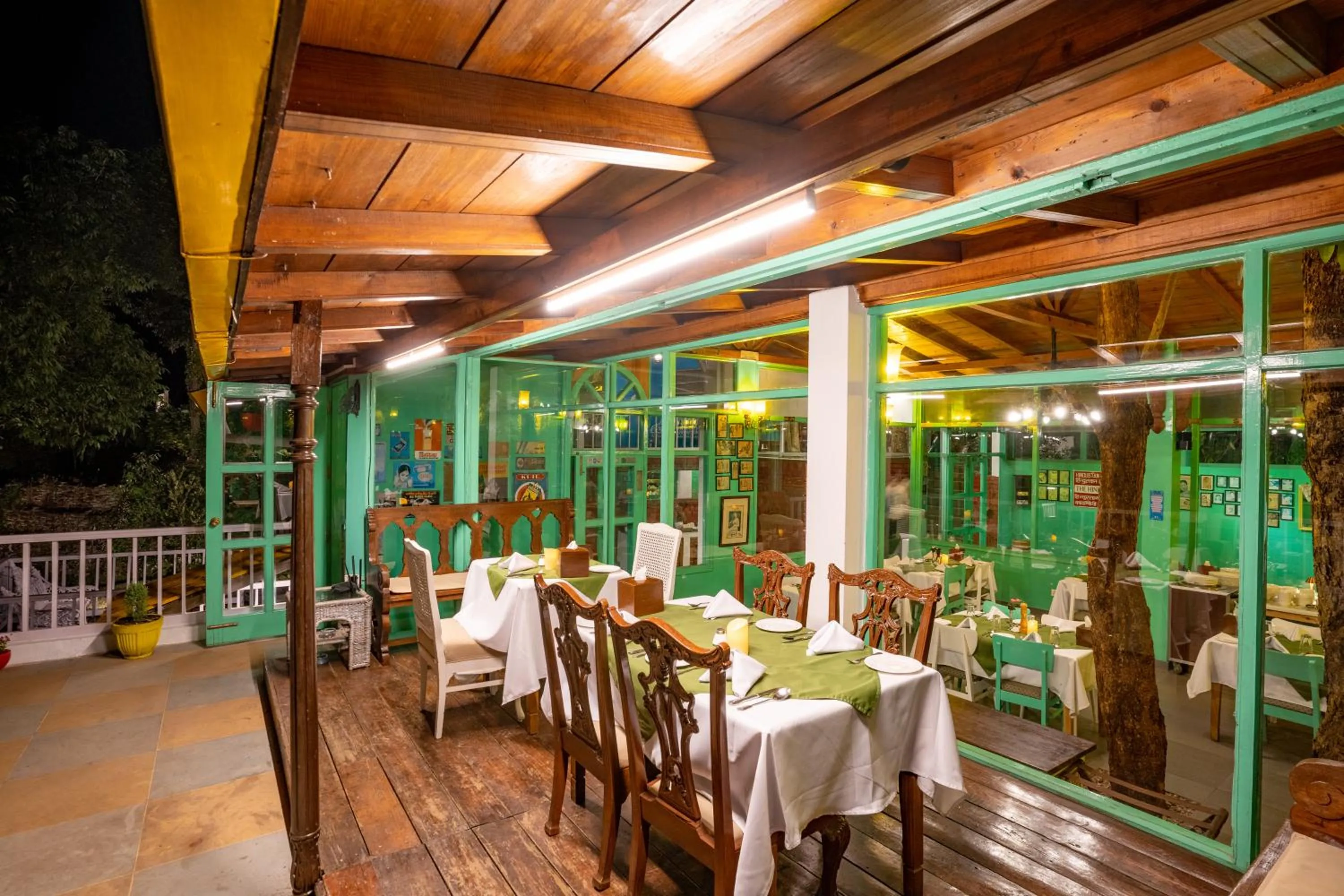 Restaurant/places to eat in Te Aroha By Shervani