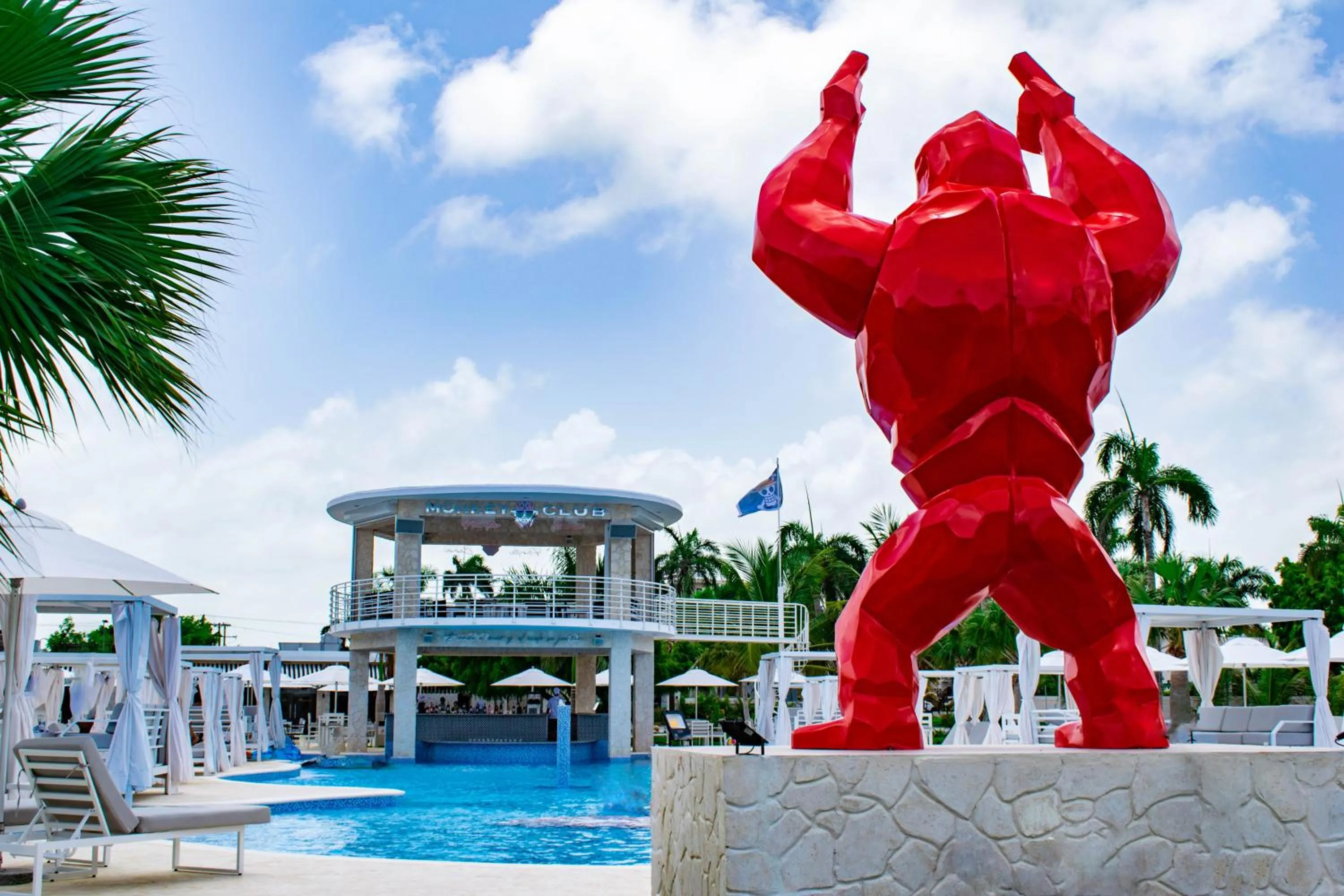 Swimming pool in Playa Palmera Beach Resort