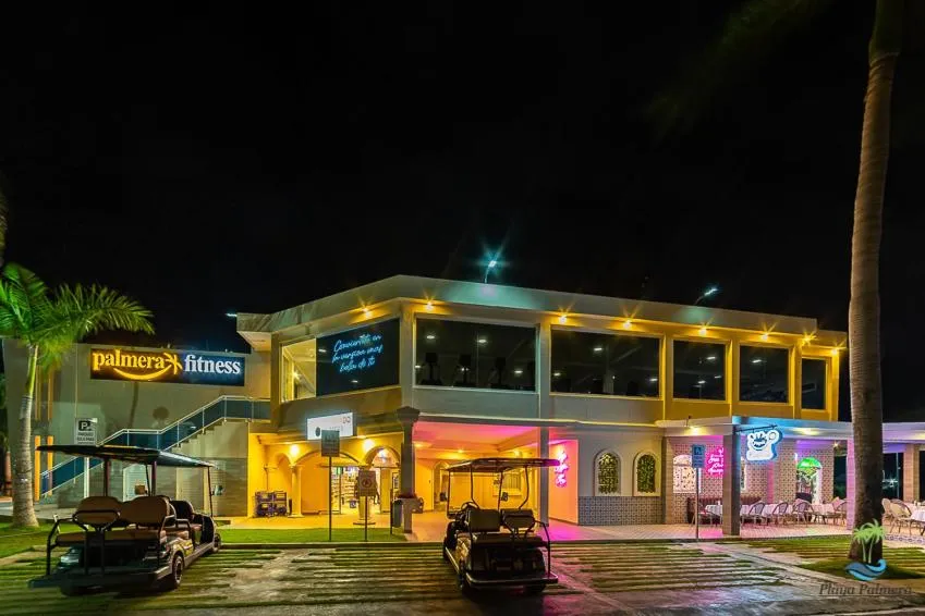 Playa Palmera Beach Resort