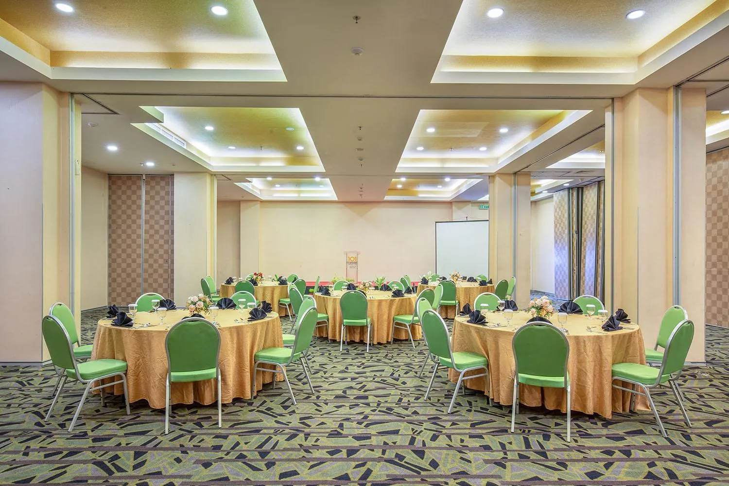 Meeting/conference room in 1O1 URBAN Jakarta Pemuda