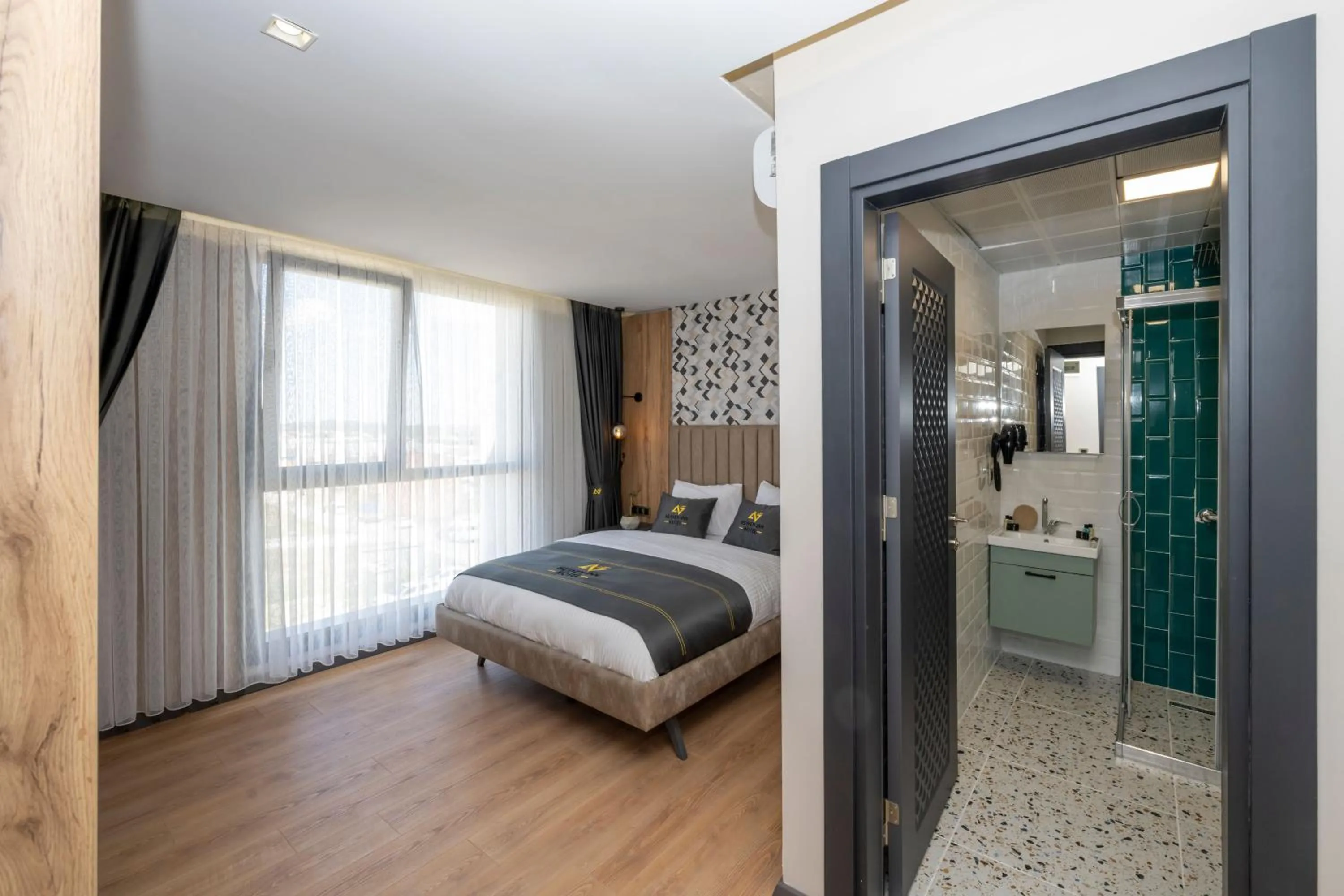 Photo of the whole room, Bed in Heaven Inn Airport Hotel