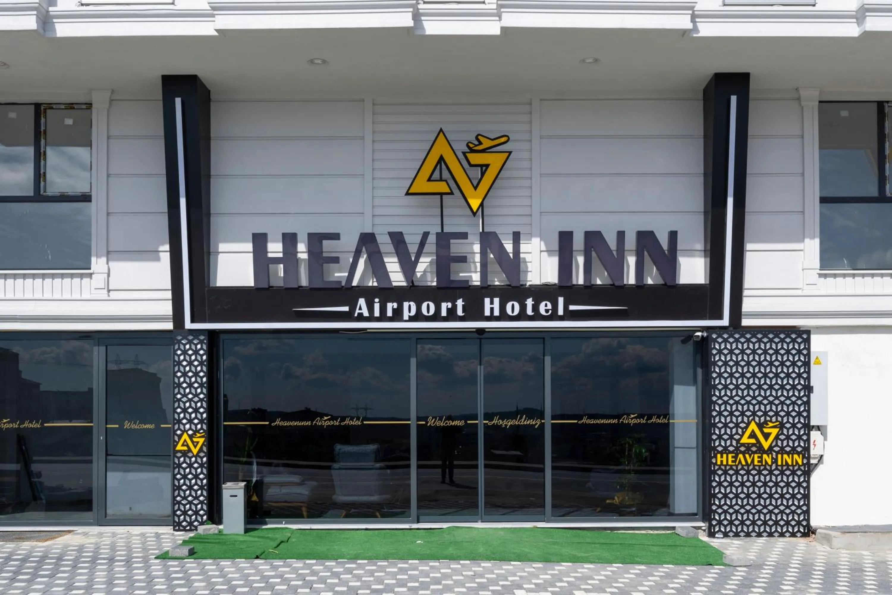 Property building in Heaven Inn Airport Hotel