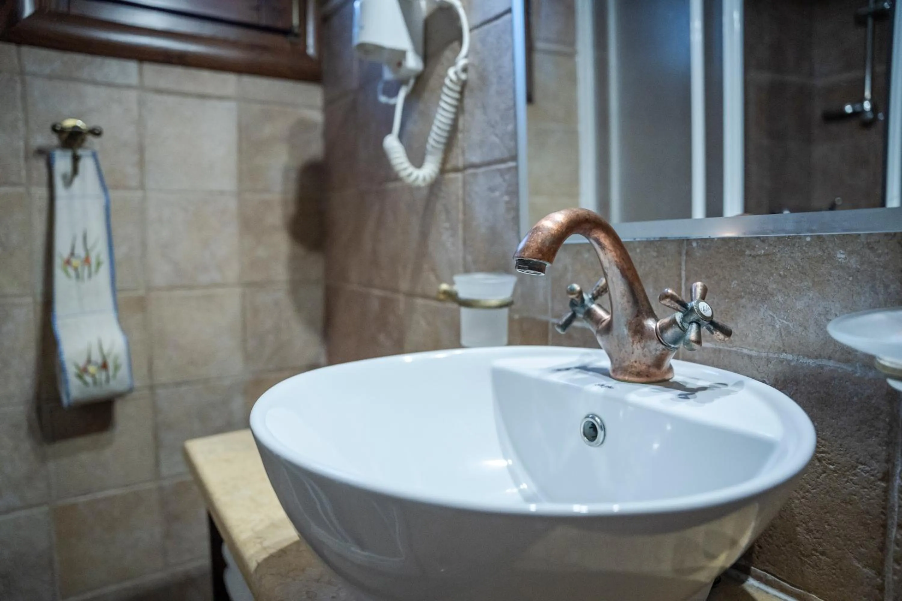 Bathroom in Archontiko Mesohori Meteora