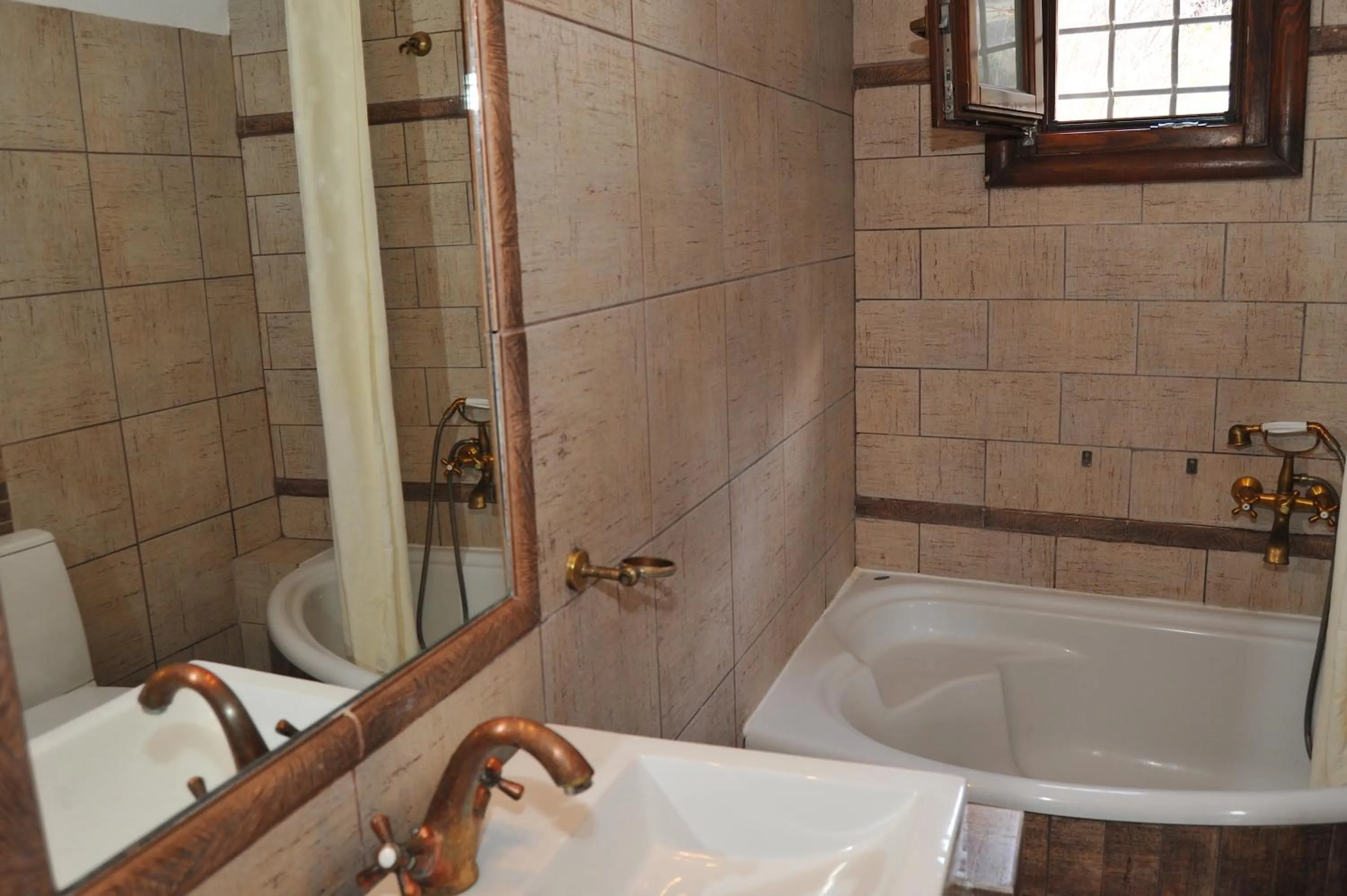 Bathroom in Archontiko Mesohori Meteora