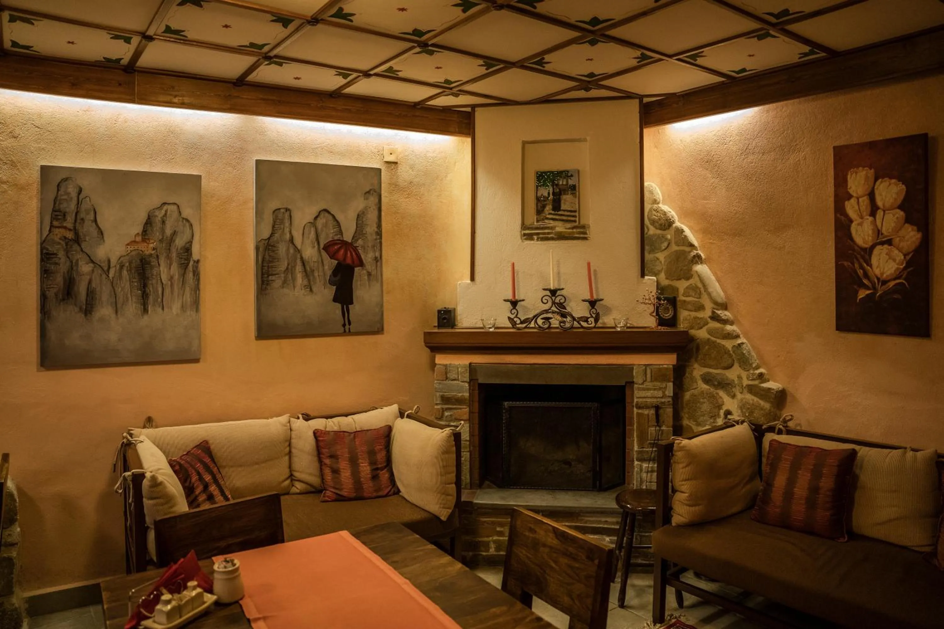 Lobby or reception in Archontiko Mesohori Meteora