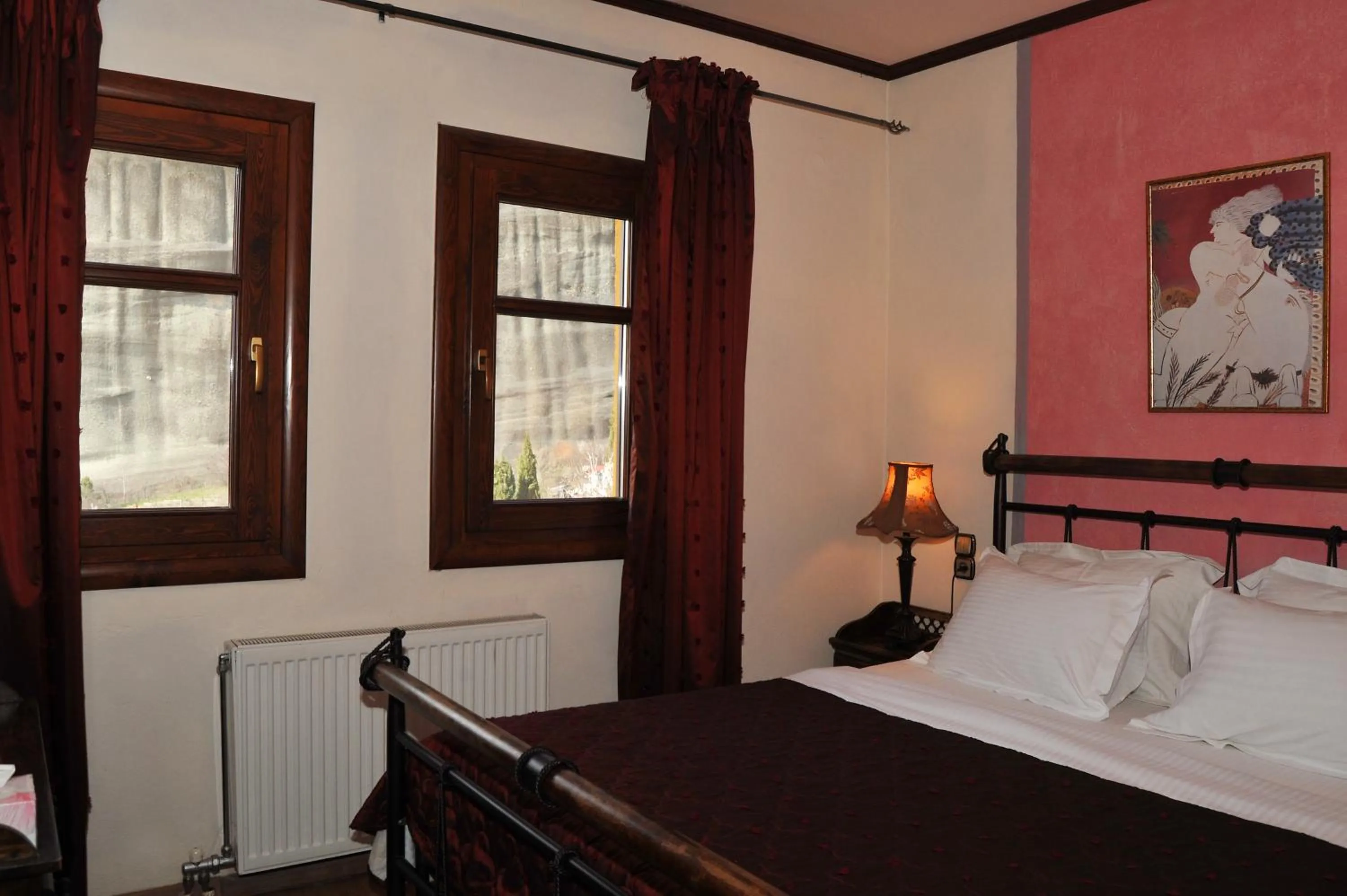 Bedroom, Bed in Archontiko Mesohori Meteora