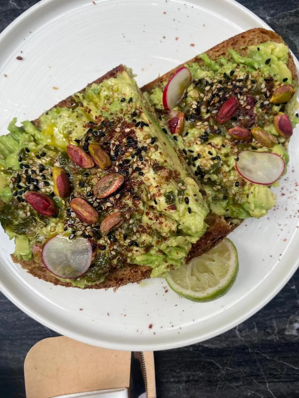 Breakfast in DWELL - Elegant City Stay