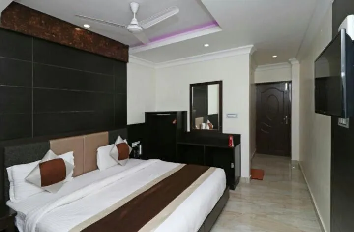 Bedroom in Hotel Kishna Palace