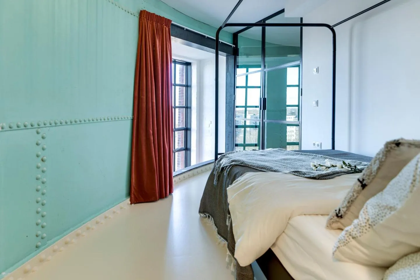 Bed in Hotel Watertoren West