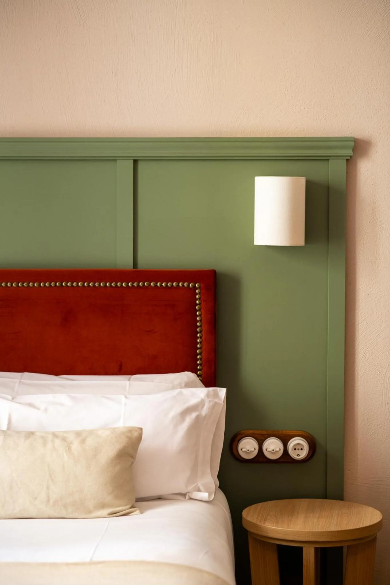 Bed in Honest Sevilla