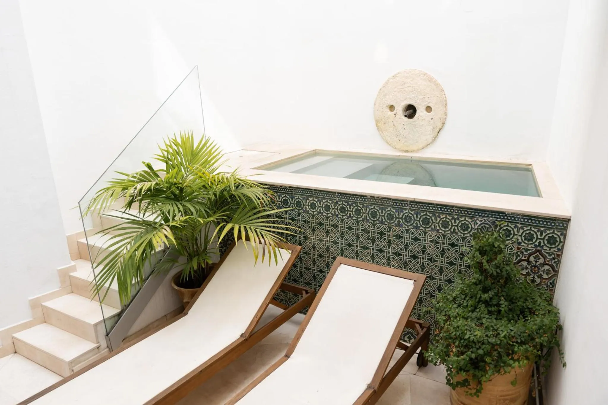 Patio in Honest Sevilla