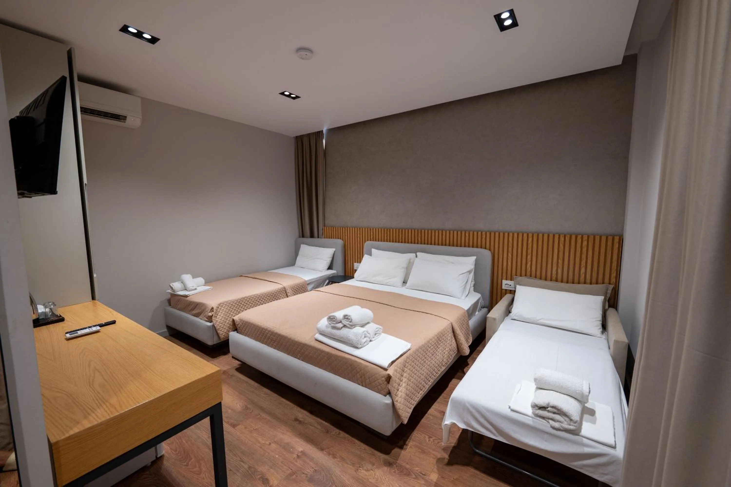 Photo of the whole room, Bed in Hotel Ajden by Mira Mare