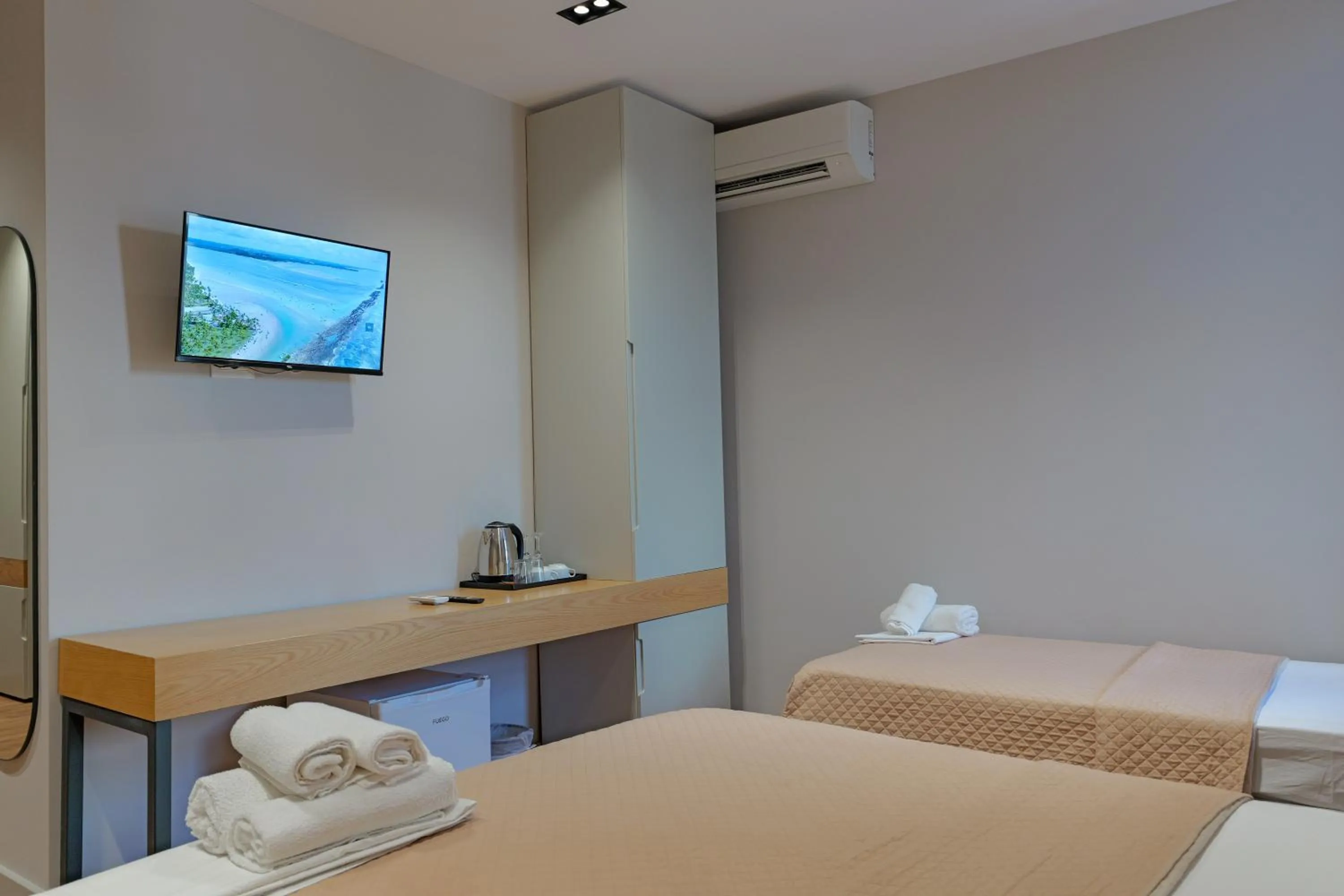 Photo of the whole room, Bed in Hotel Ajden by Mira Mare