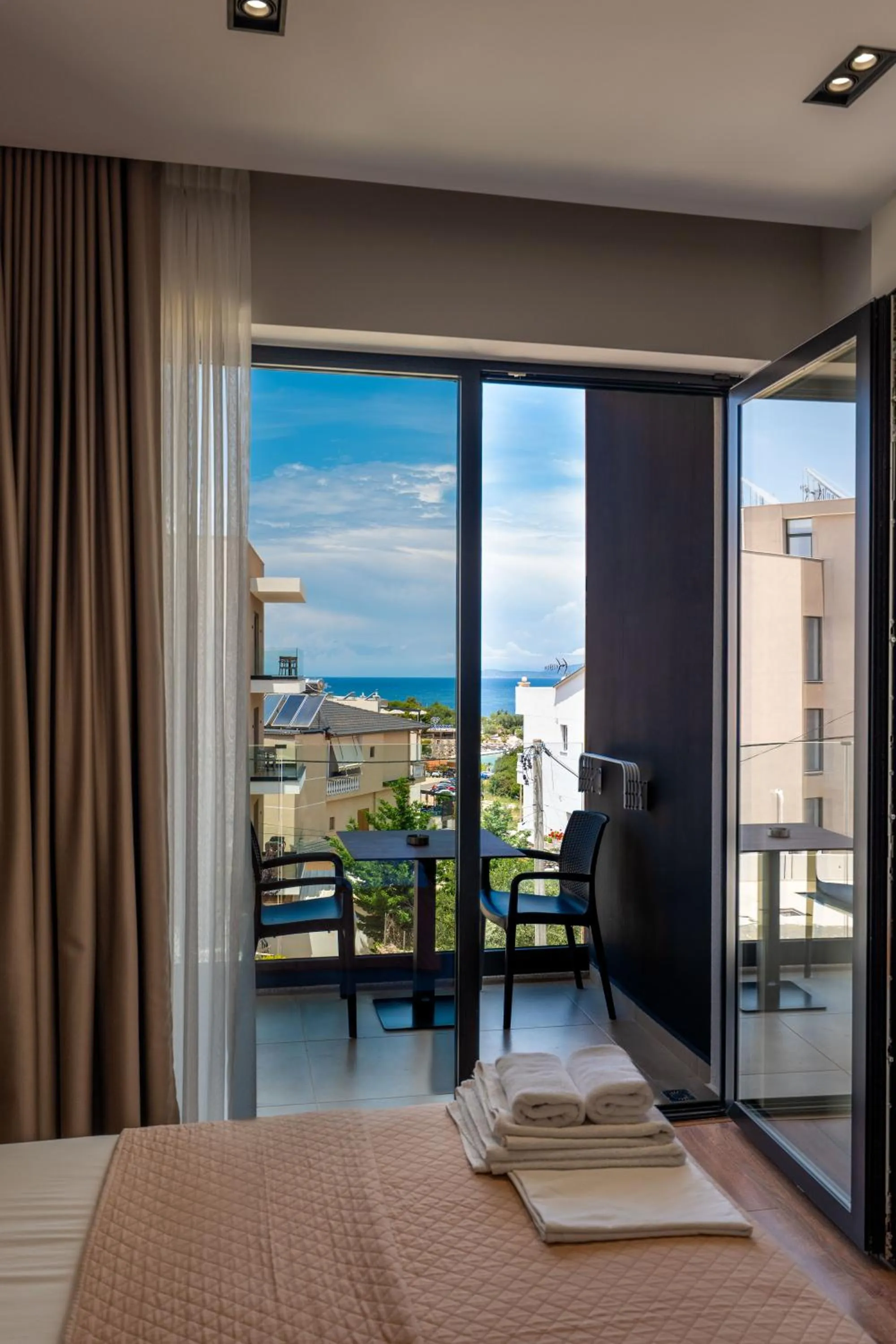 Photo of the whole room, Bed in Hotel Ajden by Mira Mare