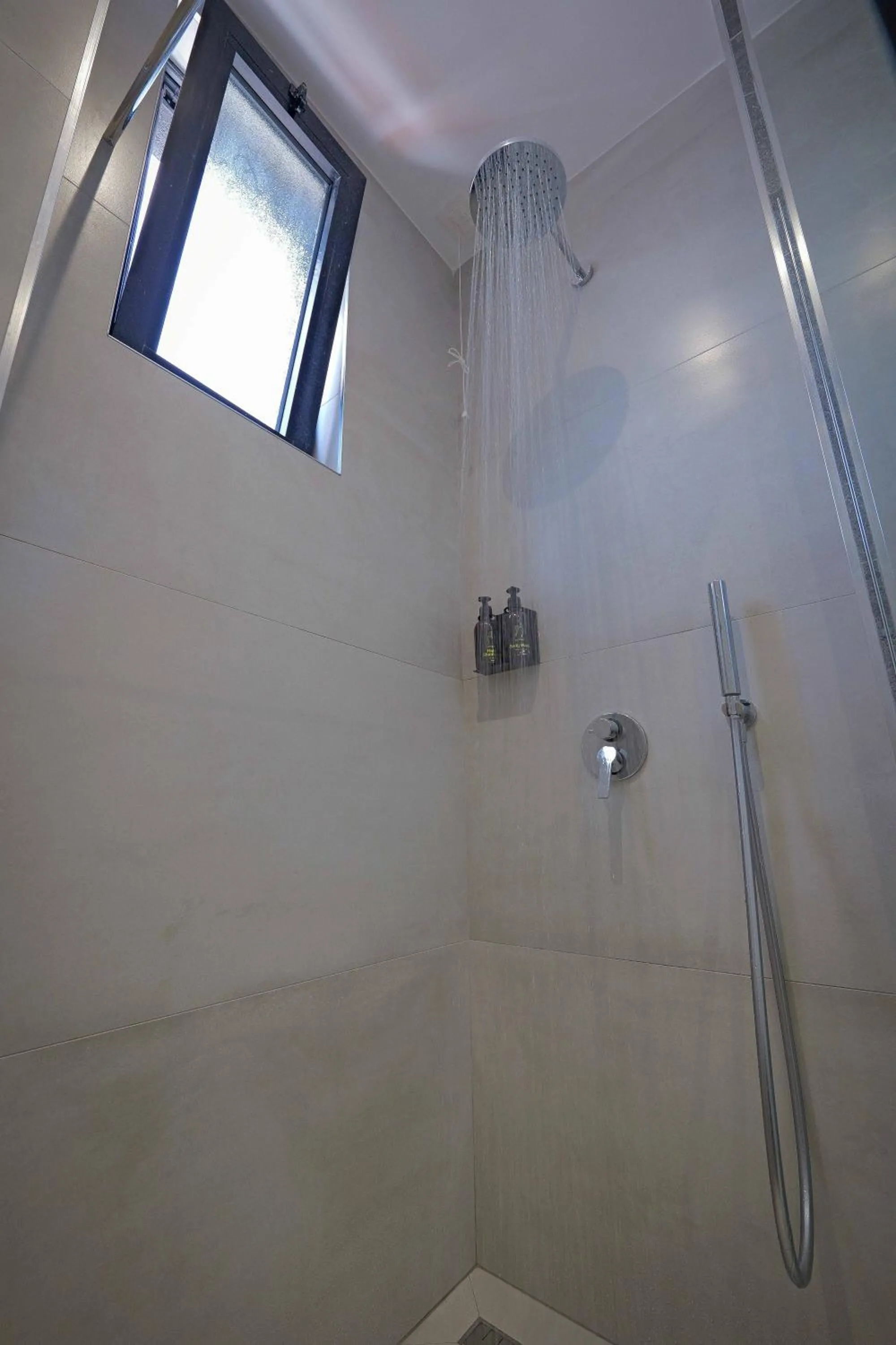 Shower in Hotel Ajden by Mira Mare