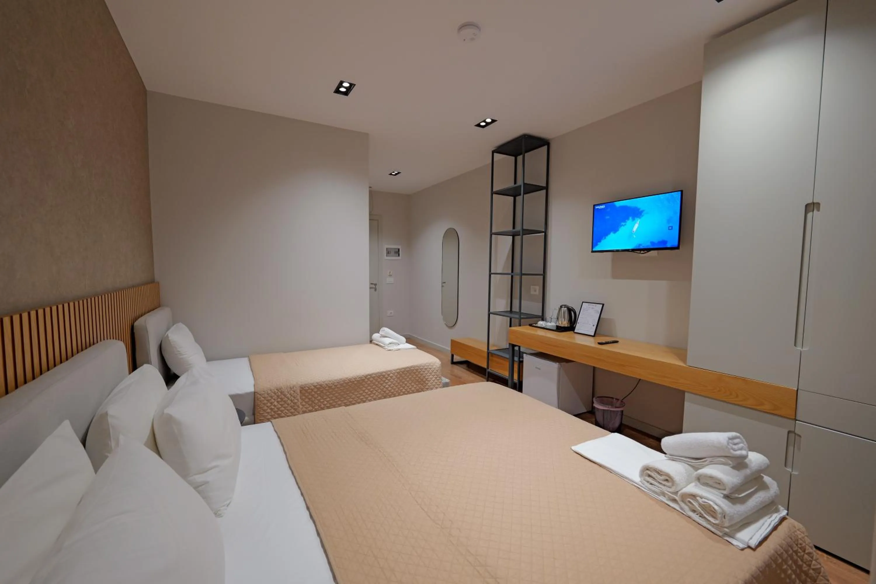 Photo of the whole room, Bed in Hotel Ajden by Mira Mare