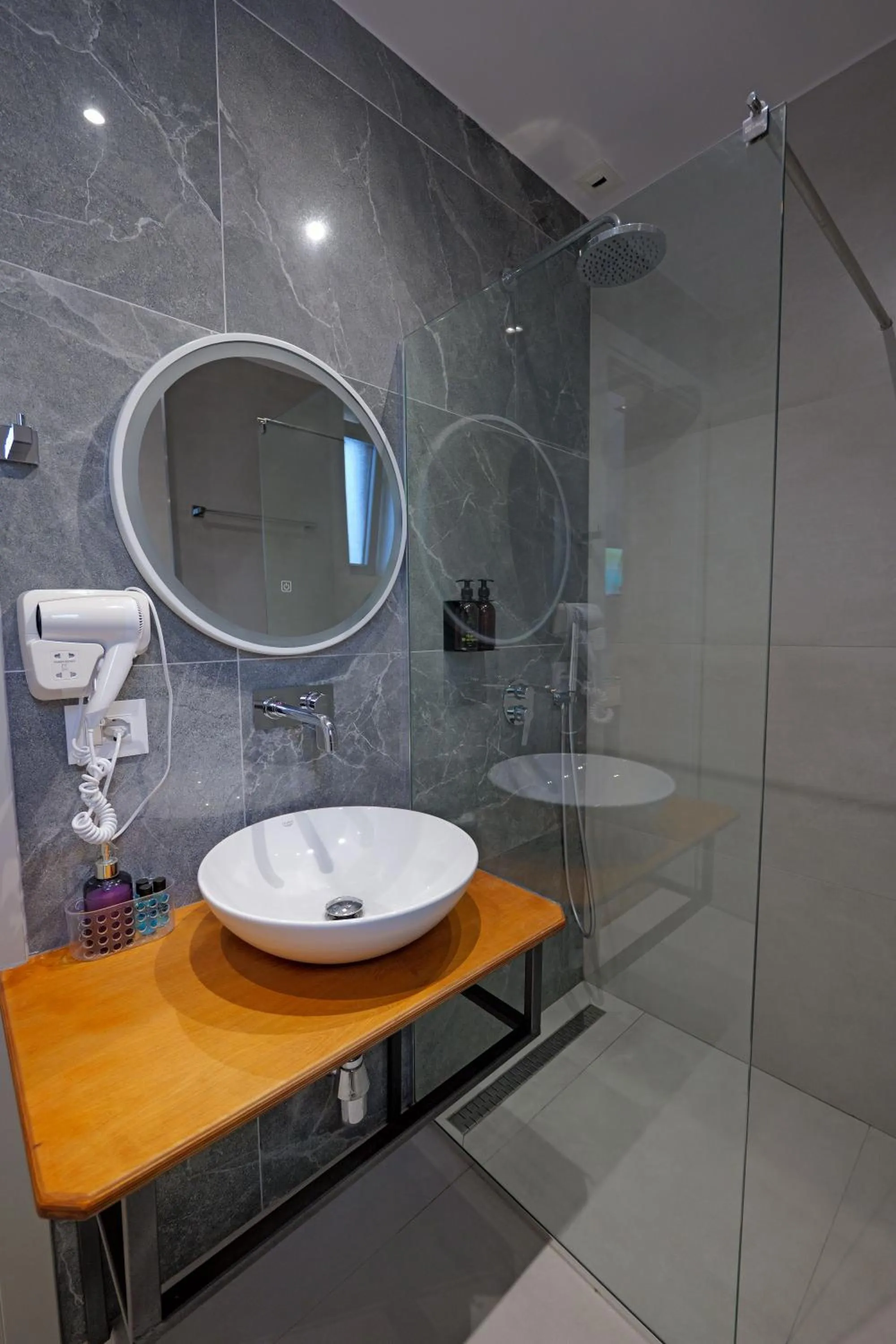 Bathroom in Hotel Ajden by Mira Mare