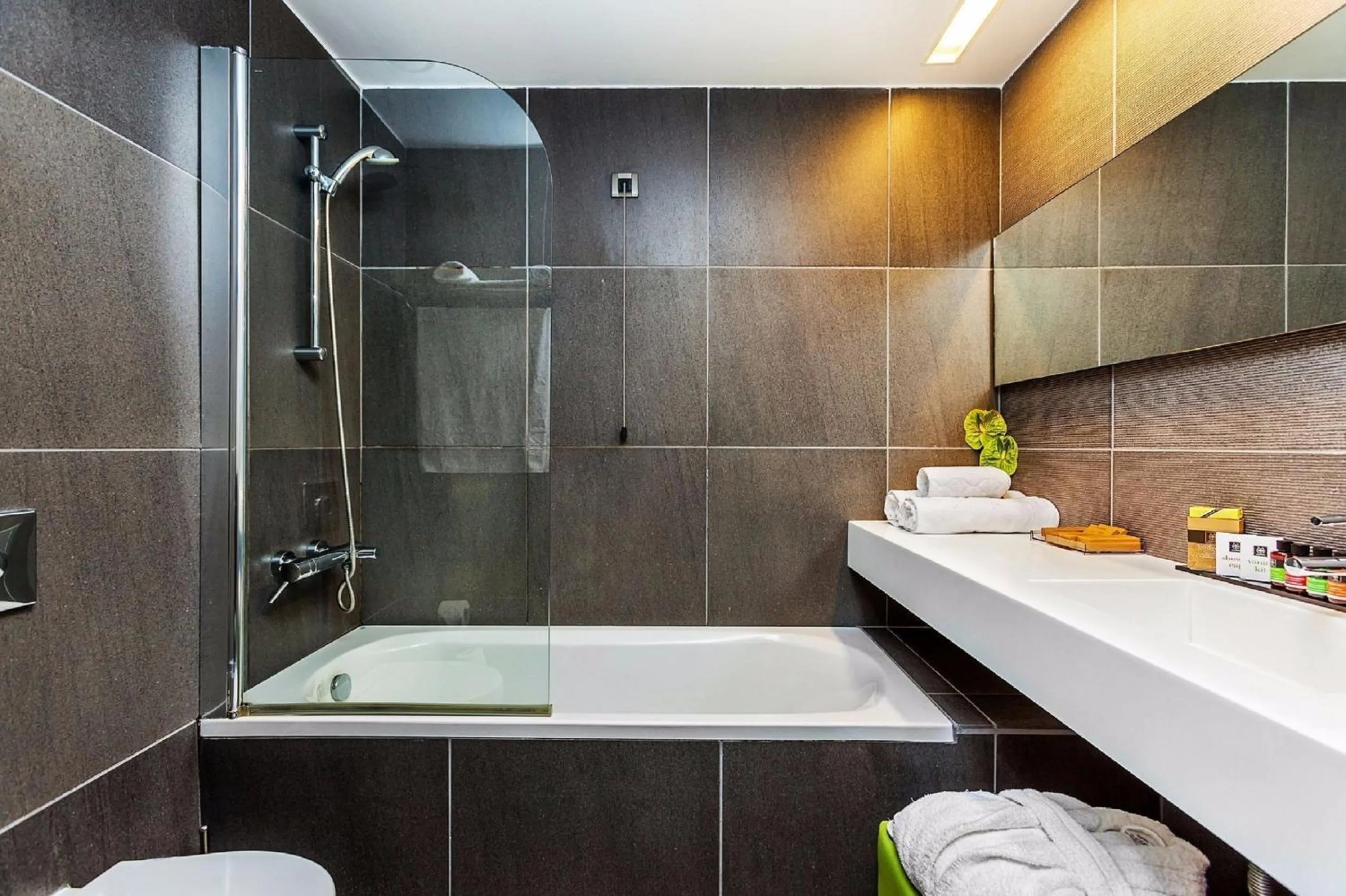 Bathroom in Skiathos Palace Hotel