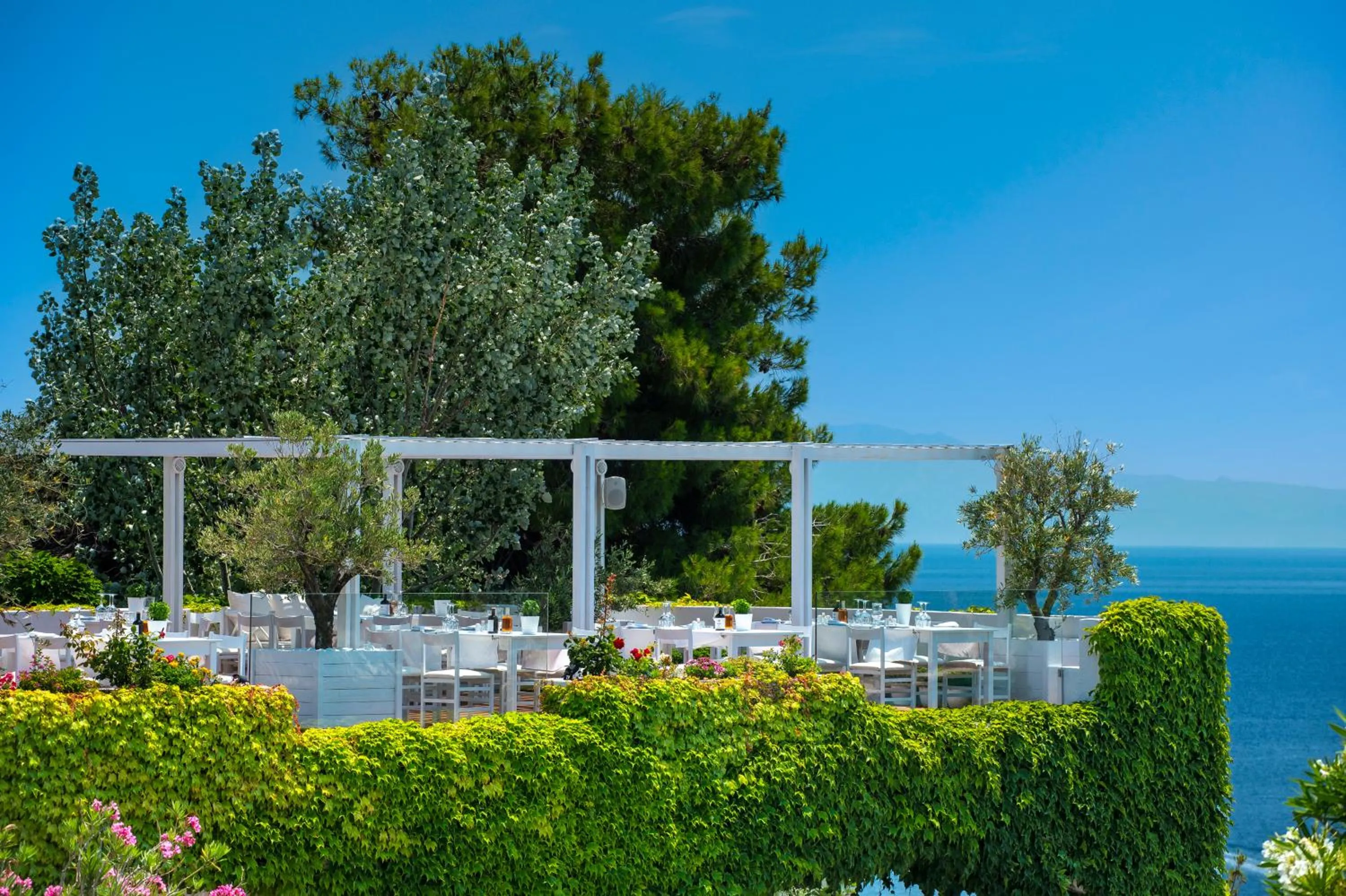 Restaurant/places to eat in Skiathos Palace Hotel