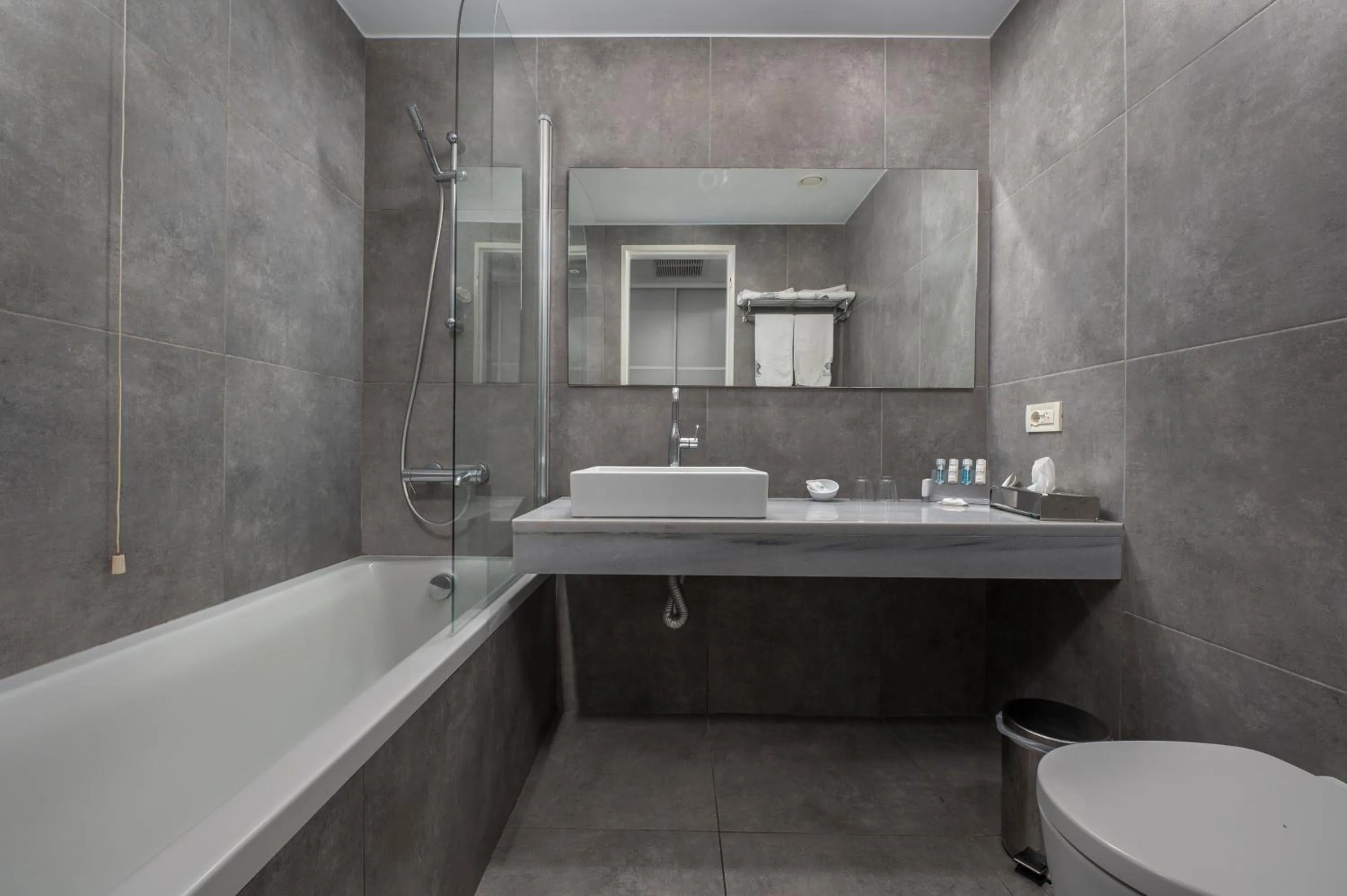 Bathroom in Skiathos Palace Hotel